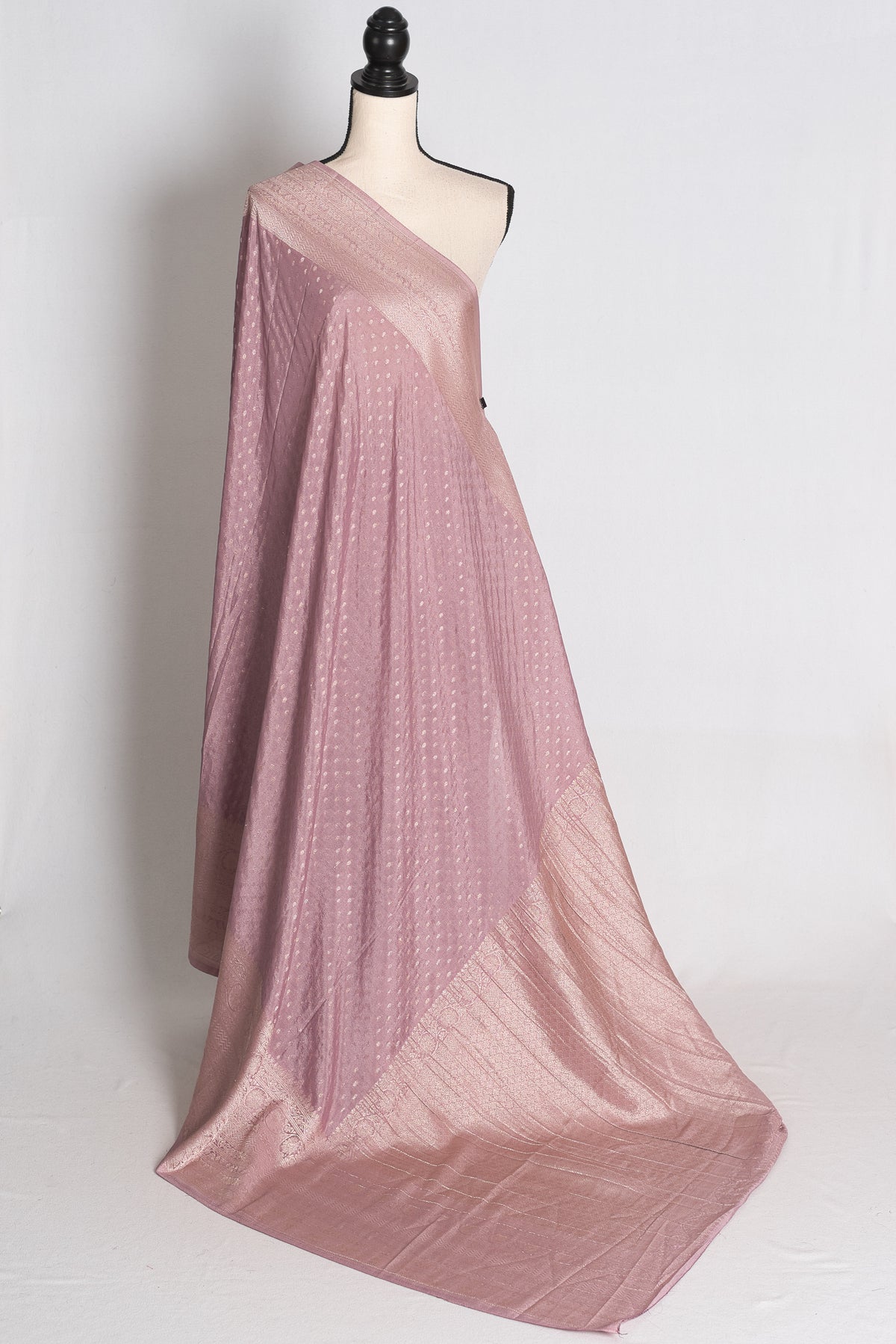 Indira: Pastel Mauve Lightweight Semi Georgette Banarasi Saree image 1