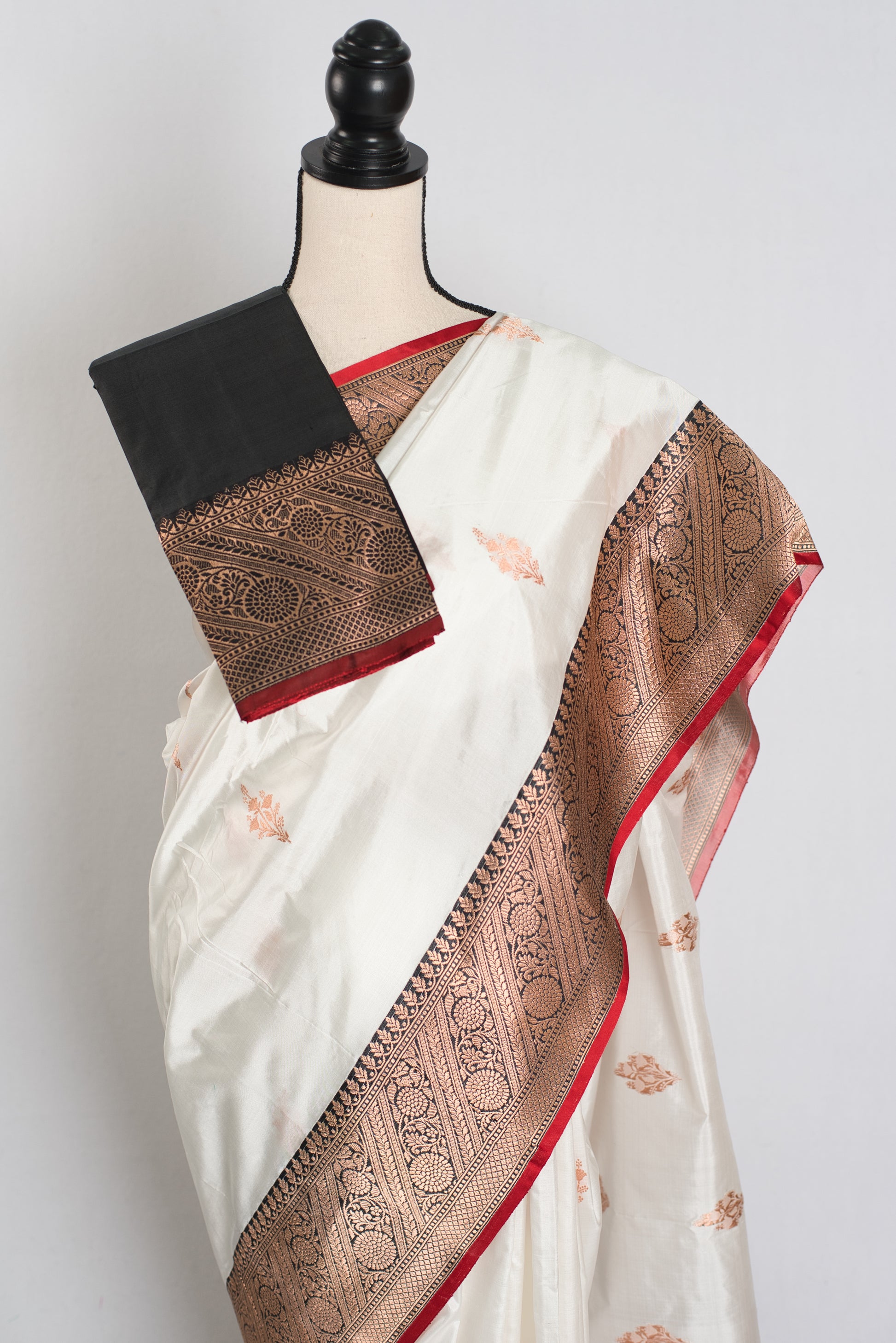 Basanti : Silk Mark Certified Katan Banarasi Saree in White and Black image 2