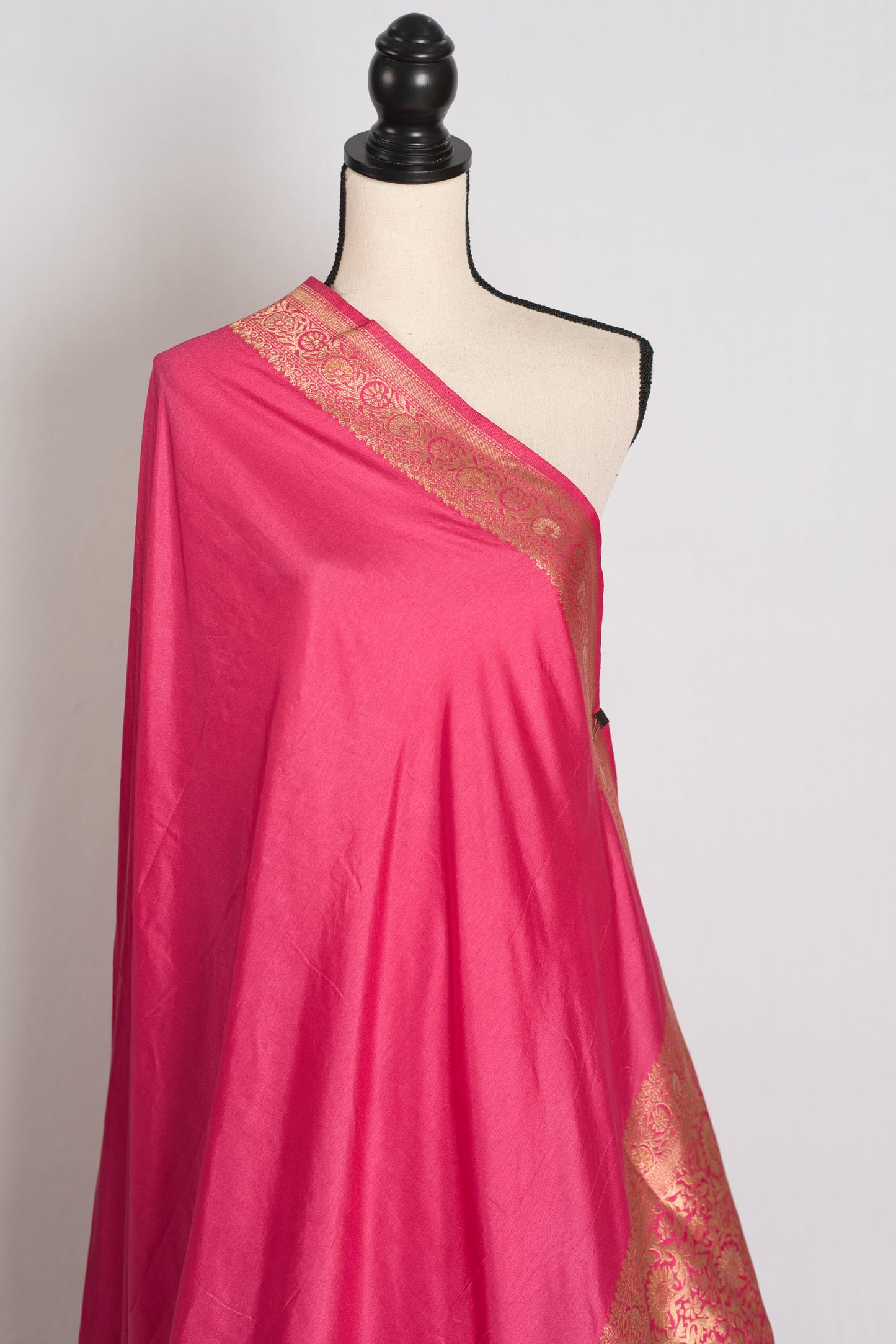 Ranjana : Budget Friendly Blended Valkalam Banarasi Saree in Pink and Gold image 4