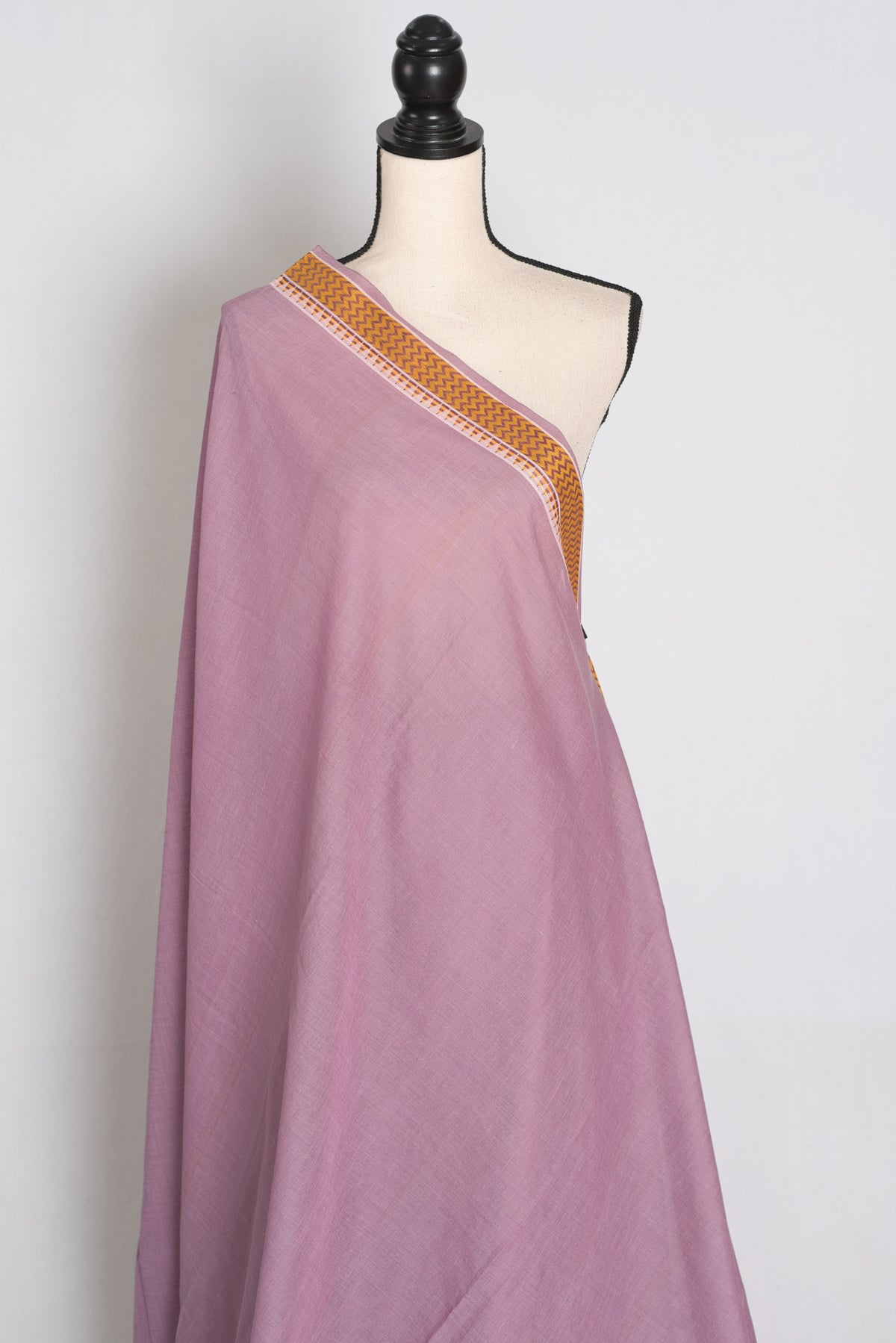 Mauve Dhaniakhali saree — detail view
