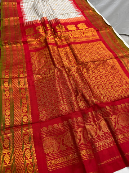Kavya : Silk Mark Certified Micro Checks Kanji Gadwal Silk Saree image 5