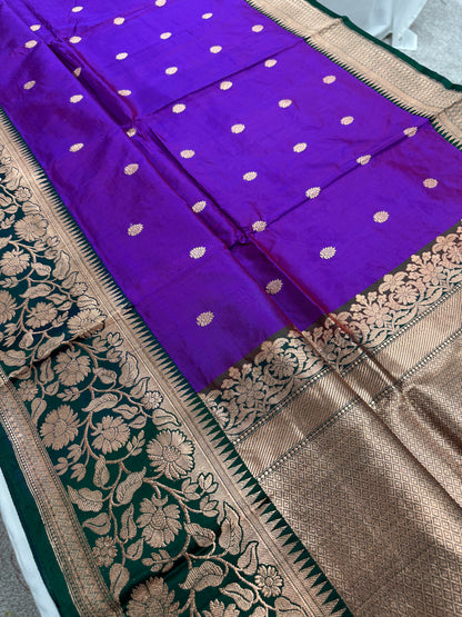 Hemlata : Silk Mark Certified Banarasi Silk Saree in Purple and Green image 4