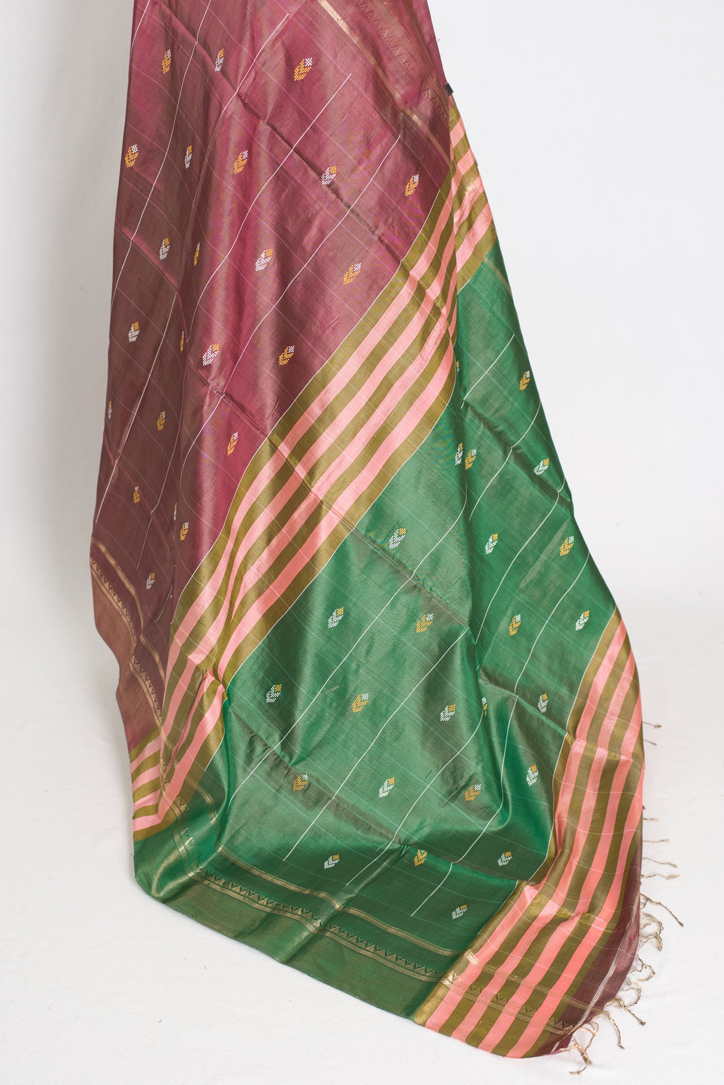 Basanti : Bishnupur Katan Silk Checks Kalakshetra Saree in Brown and Green image 3
