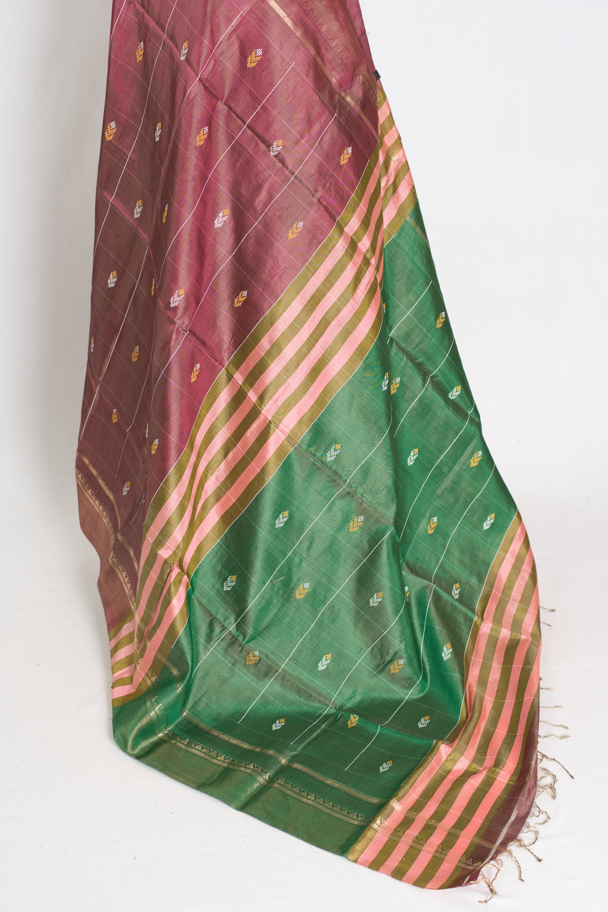 Basanti : Bishnupur Katan Silk Checks Kalakshetra Saree in Brown and Green image 3