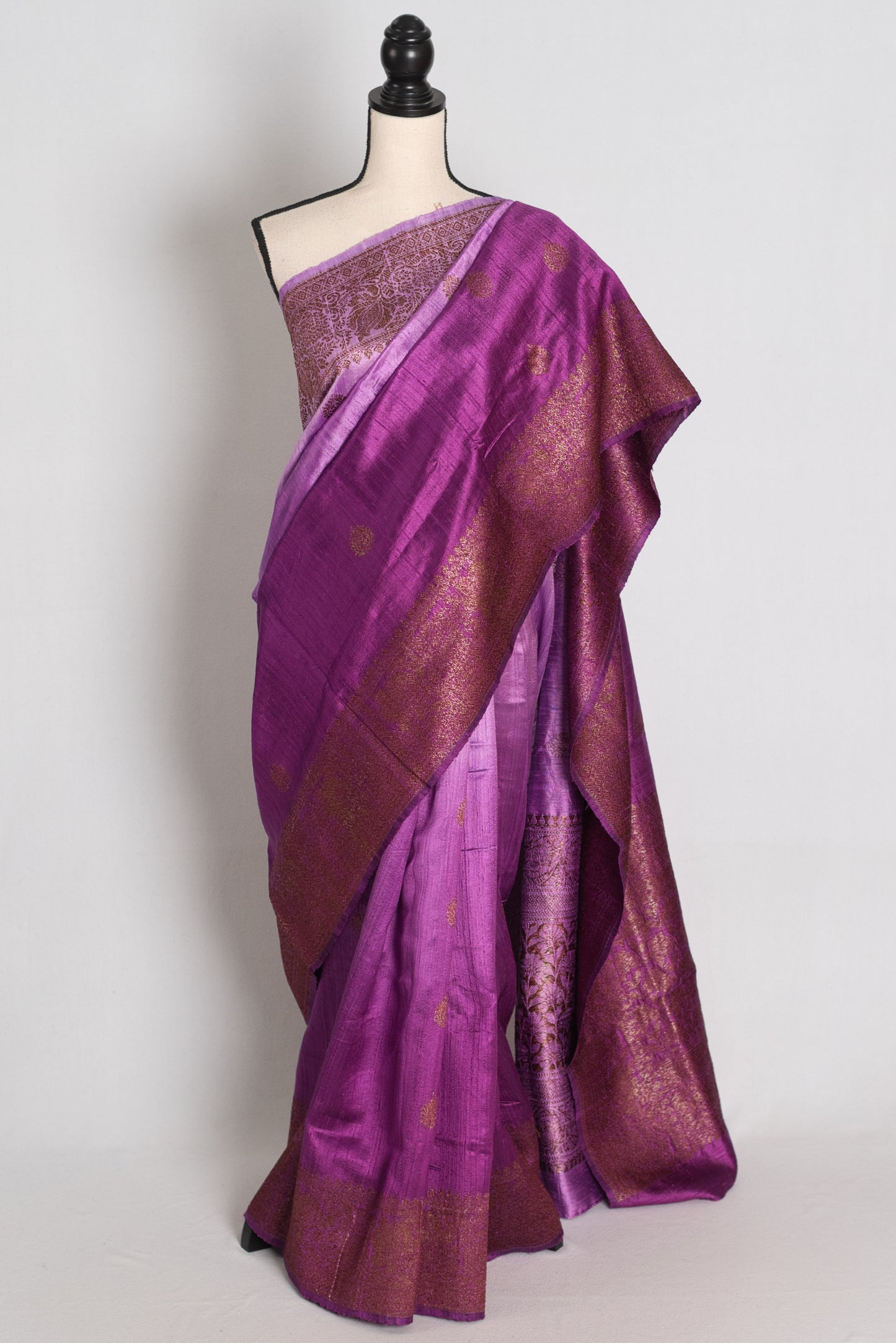 Gracy : Shades of Mauve Purple Ombre Hand Woven Raw Silk Banarasi Saree image 0