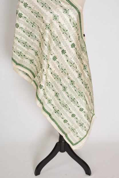 Shila : Tussar Silk Stole with Hand Embroidery Kantha Stitch – Beige and Green image 2