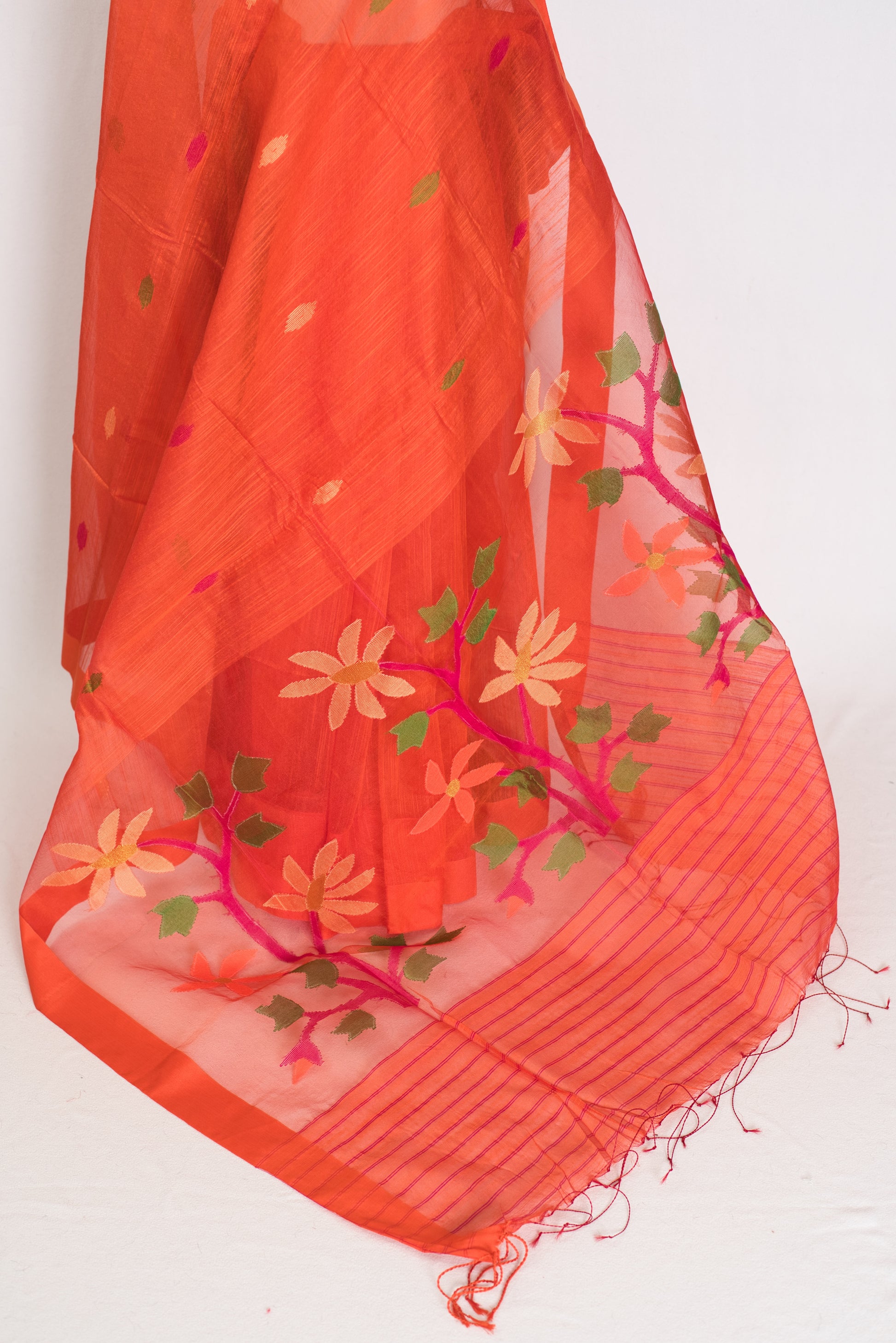 Gayetri: Orange Bengal Linen-Cotton Saree with Resham Jamdani Pallu image 3
