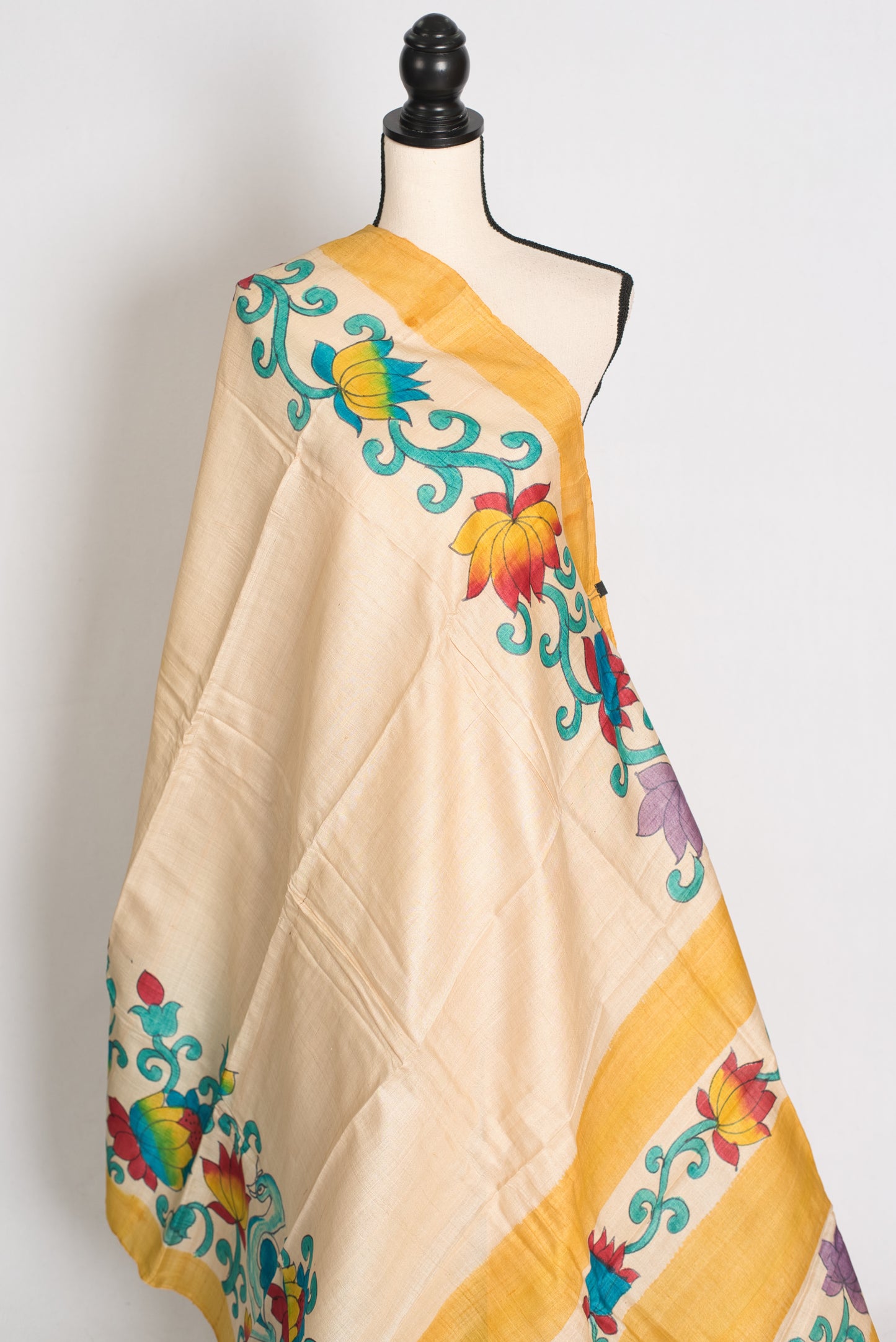 Kala : Hand Painted Kalamkari Tussar Silk Saree in Cream and Yellow image 4