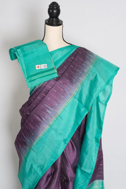 Iniya Violet and Sea Green Lightweight Kanjivaram Silk Saree image 2