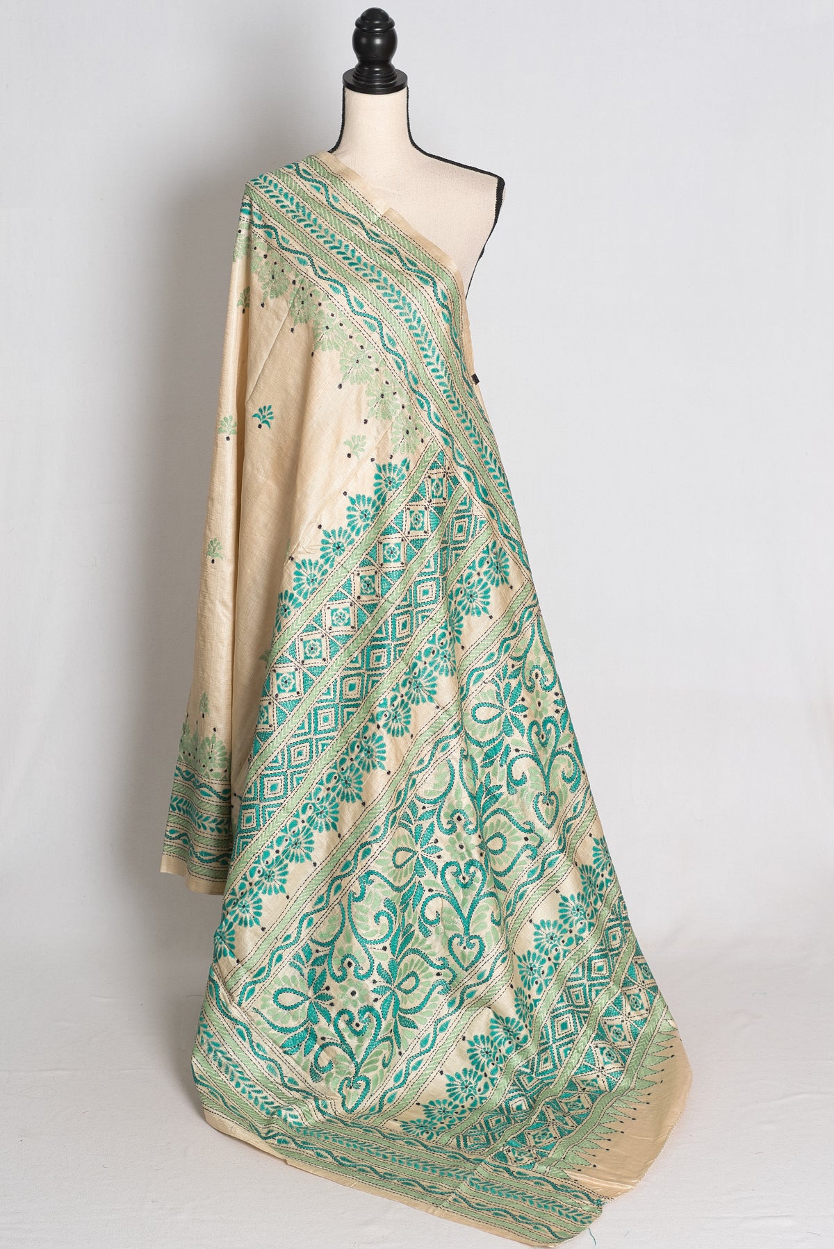 Ishq: Beige Hand-Embroidered Kantha Stitch Silk Mark Certified Tussar Silk Saree image 1