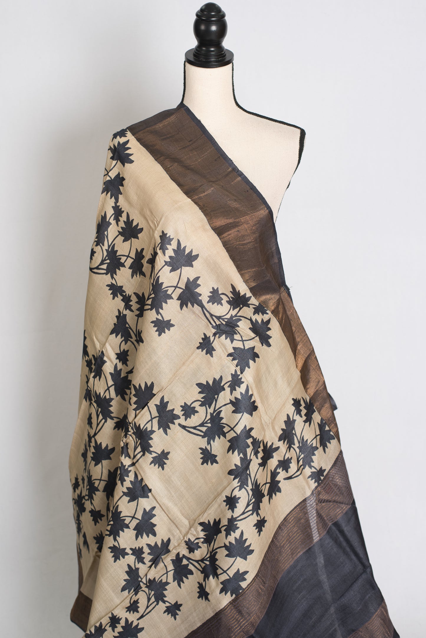 Mira : Printed Tussar Silk Saree in Cream and Black image 4