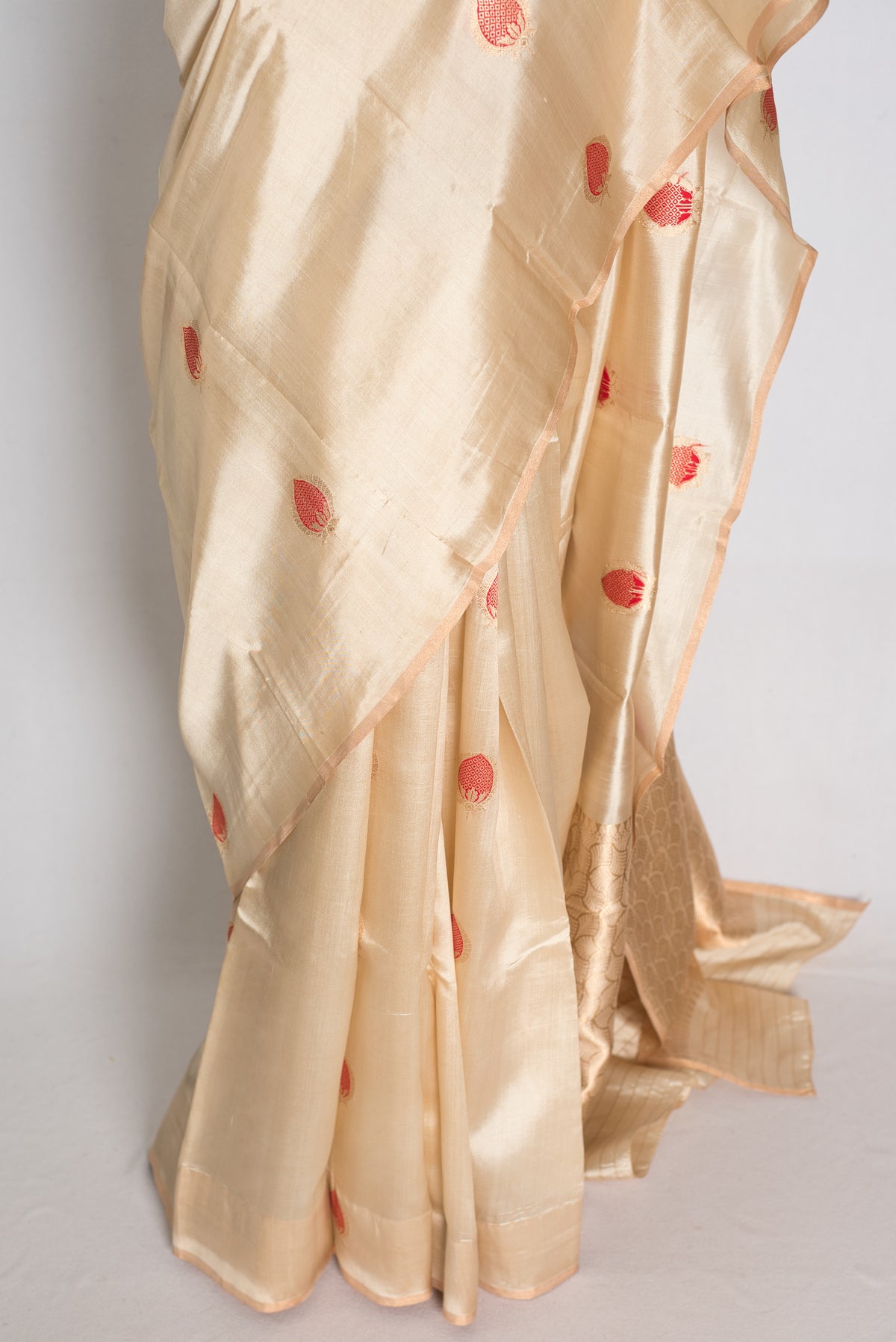 Cream and Red Banarasi saree — detail view