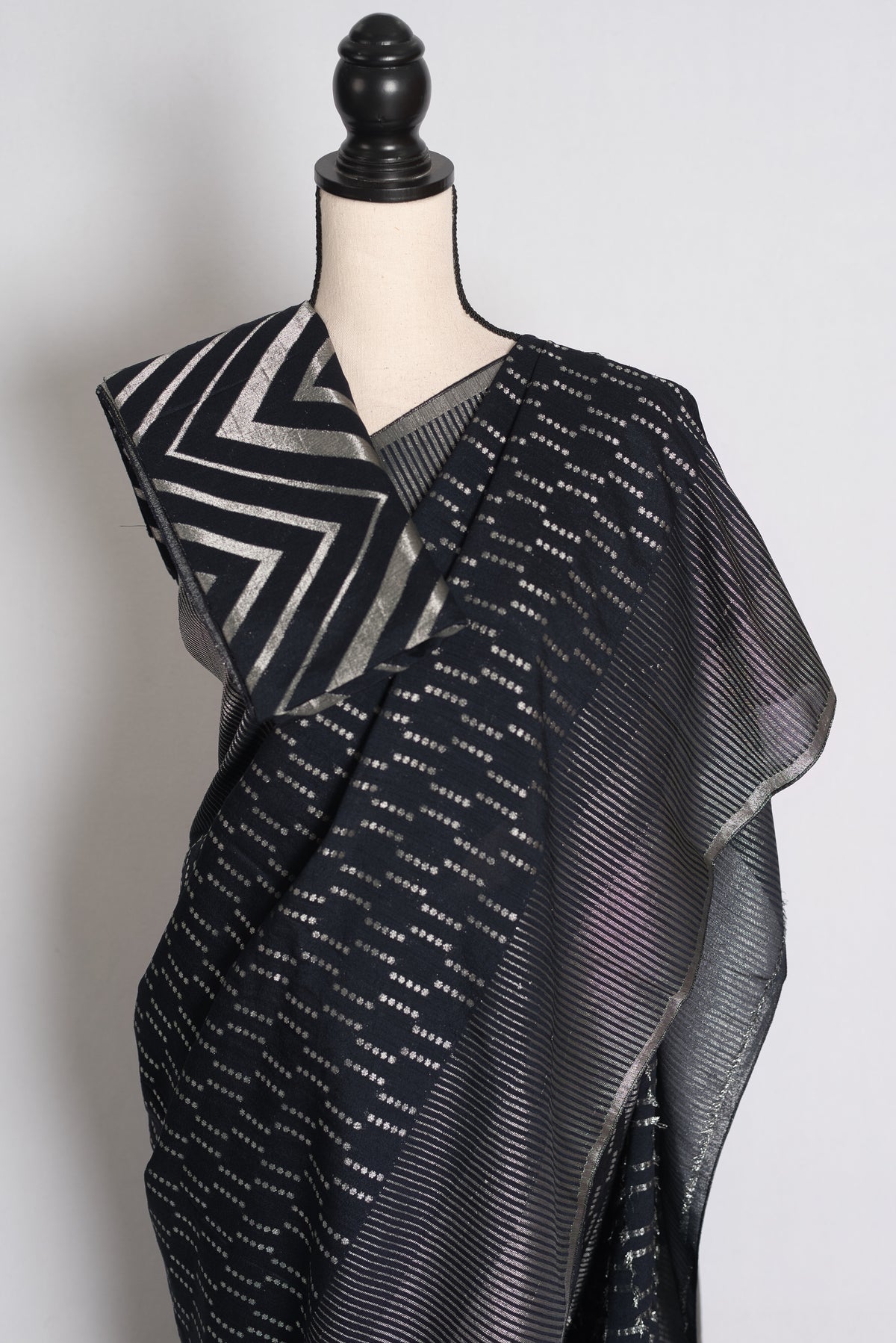 Sia: Raven Black and Silver Semi Georgette Banarasi Saree image 2