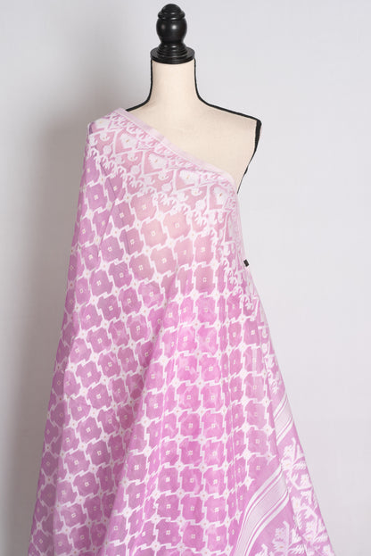 Lilac and White Jamdani saree — border detail
