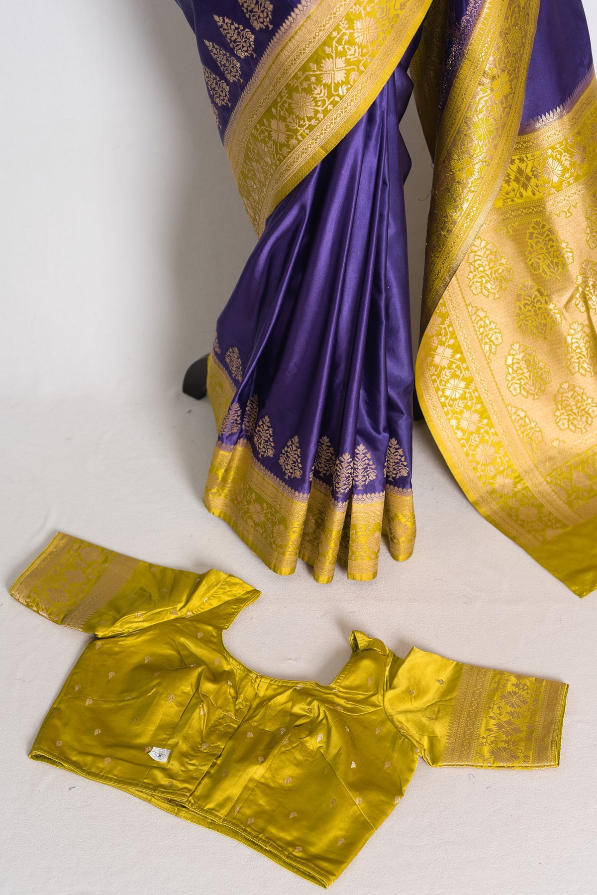 Shruti: Purple and Green Semi Mashru Valkalam Banarasi Saree with 38 Size Blouse image 1