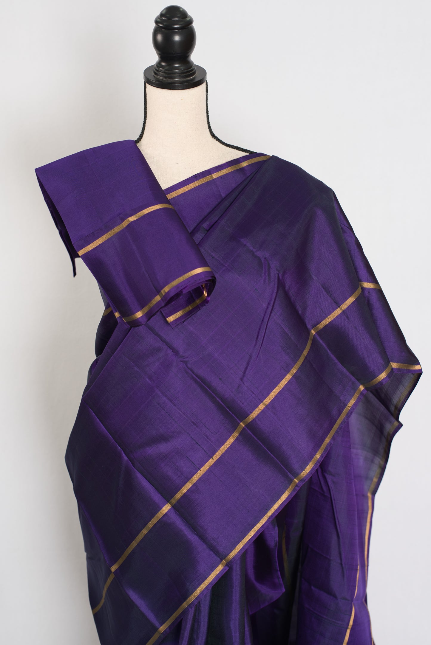 Nithila: Deep Purple & Gold Corporate Kanjivaram Silk Saree image 2