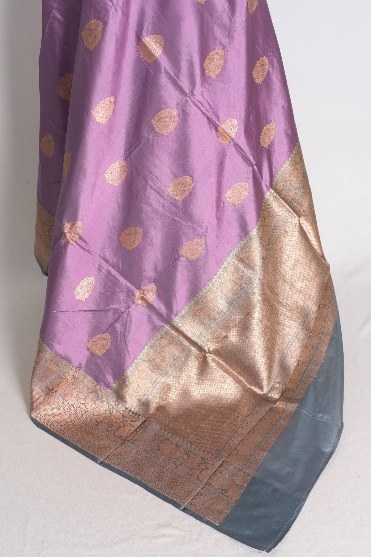 Urmi: Lilac and Gray Banarasi Silk Saree with Blouse Piece image 3