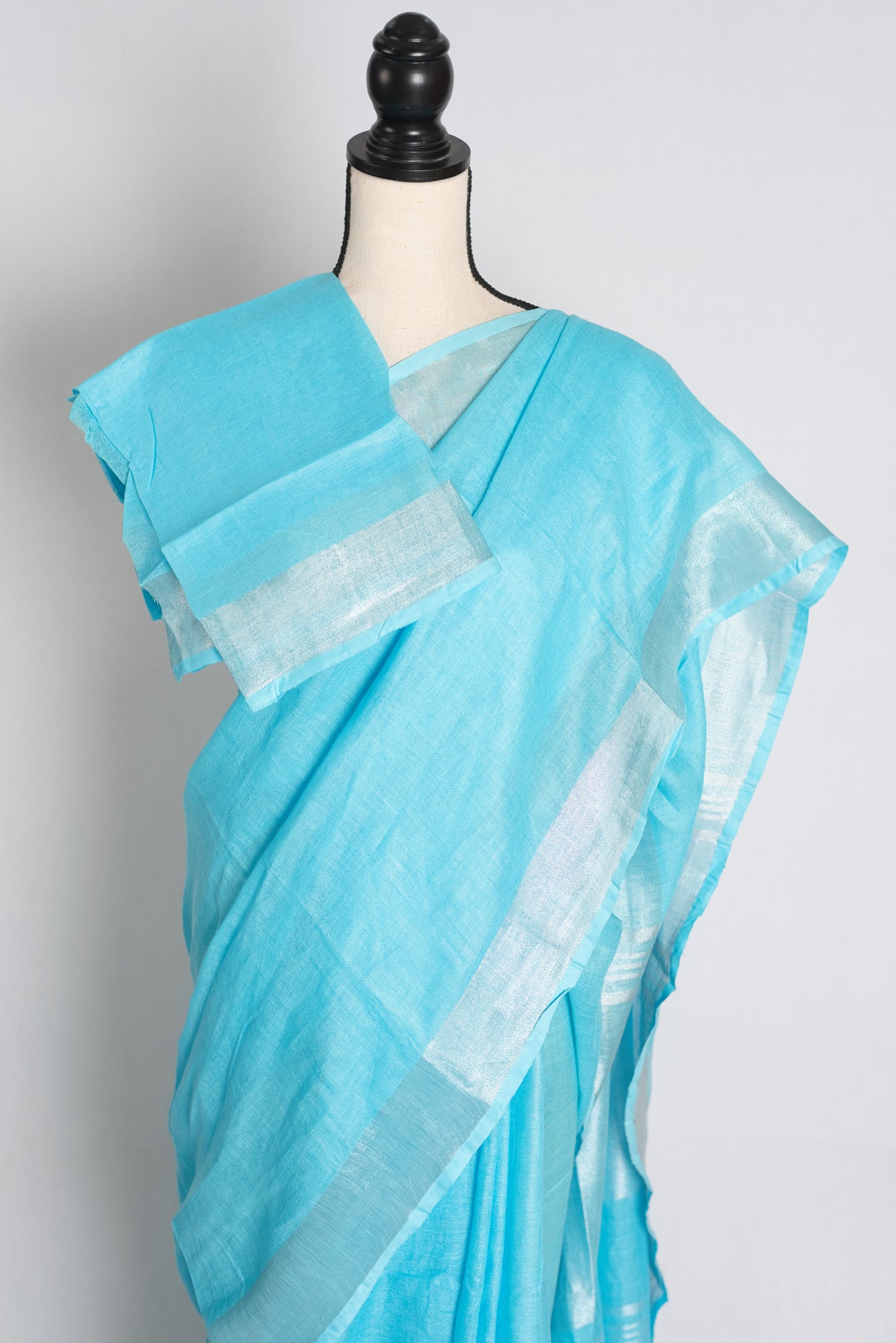 Arusi : Sky Blue Pure Linen Saree with Silver Zari Border image 2