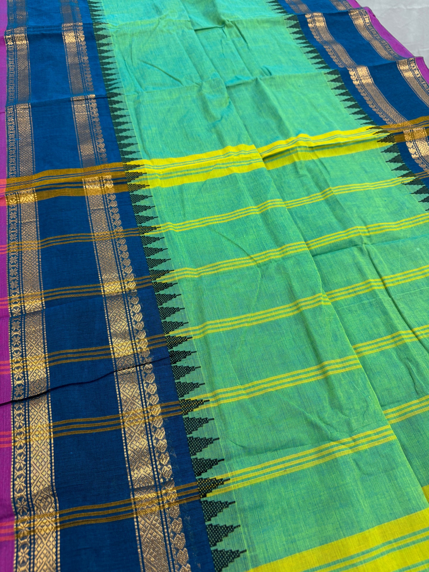 Priya : Green and Blue Kanchi Cotton Saree - Handwoven South Indian Elegance image 2