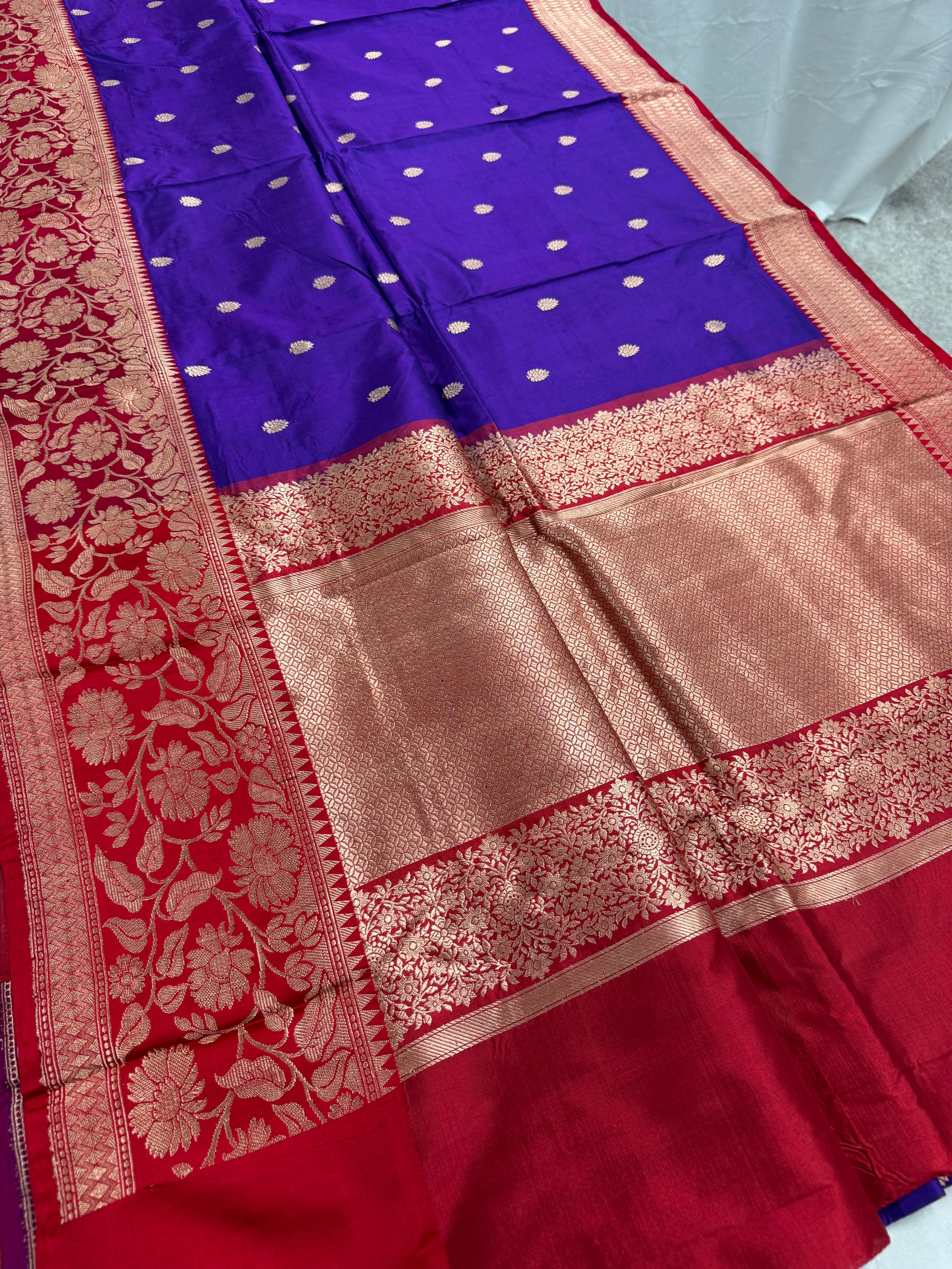 Madhavi : Silk Mark Certified Purple and Red Traditional Silk Banarasi Saree image 2