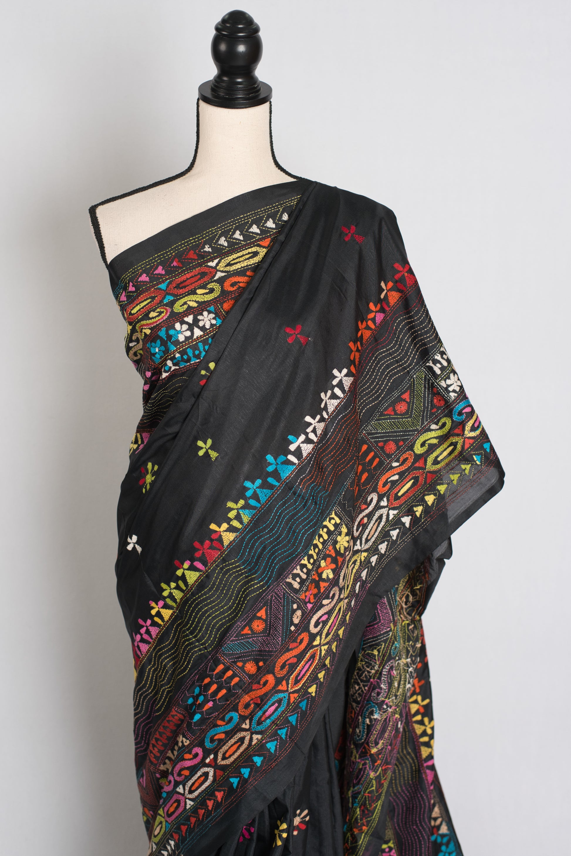 Bidisha : Black Blended Silk Saree with Lambani Hand Embroidery image 4