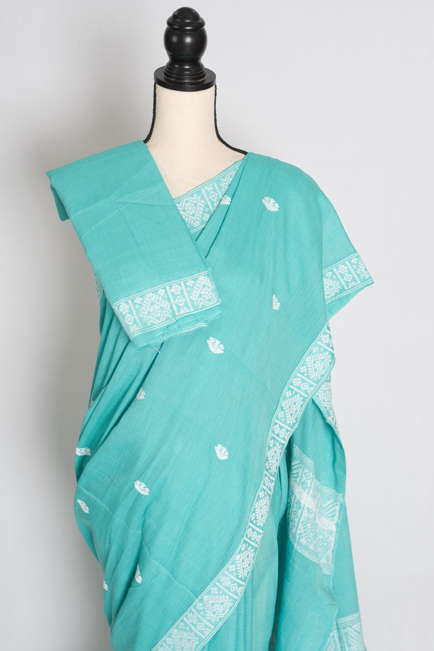 Ashmi : Sea Green & White Soft Pure Cotton Handloom Assamese Saree image 2