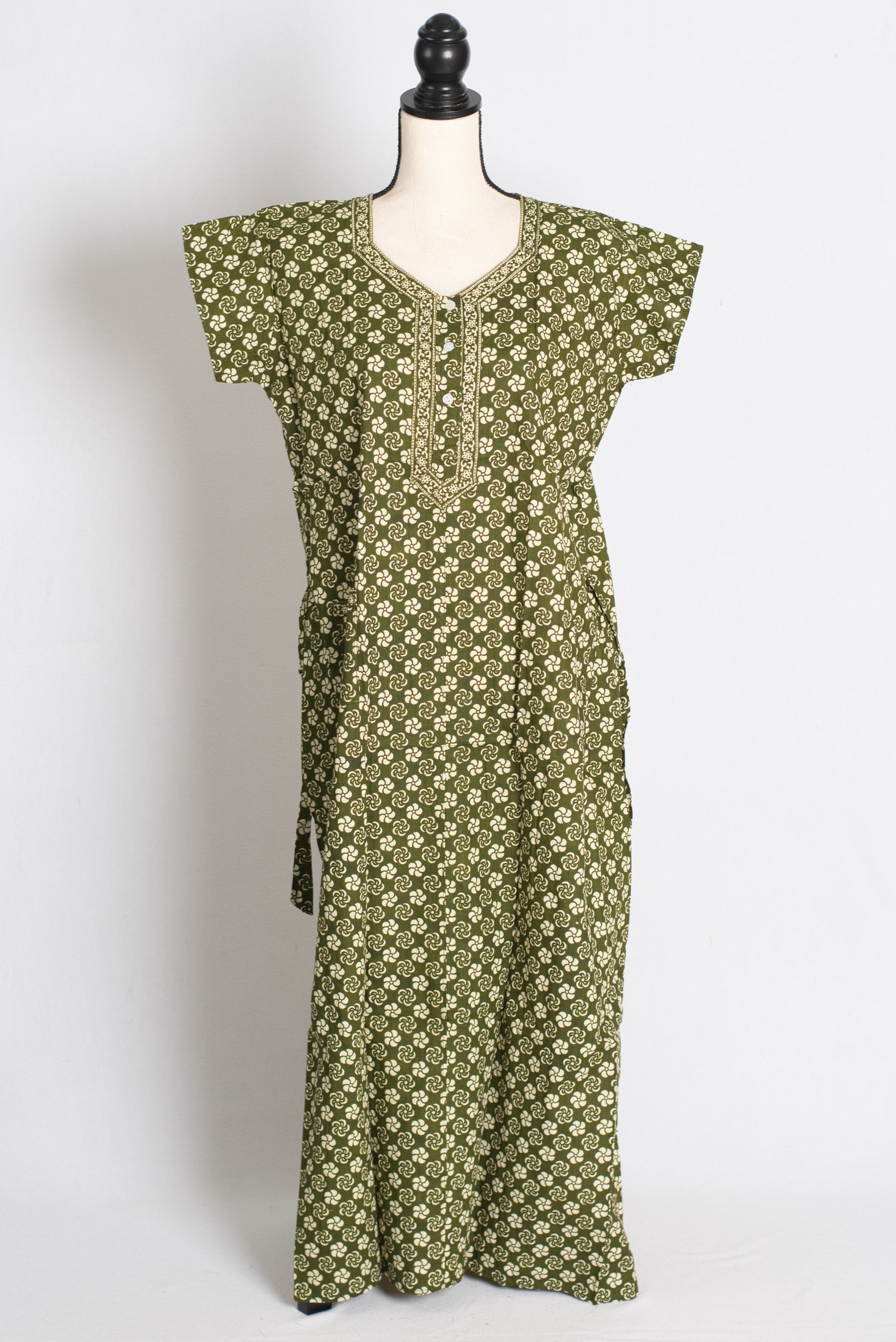 Printed Green Pure Cotton Nightwear in Regular Size image 1