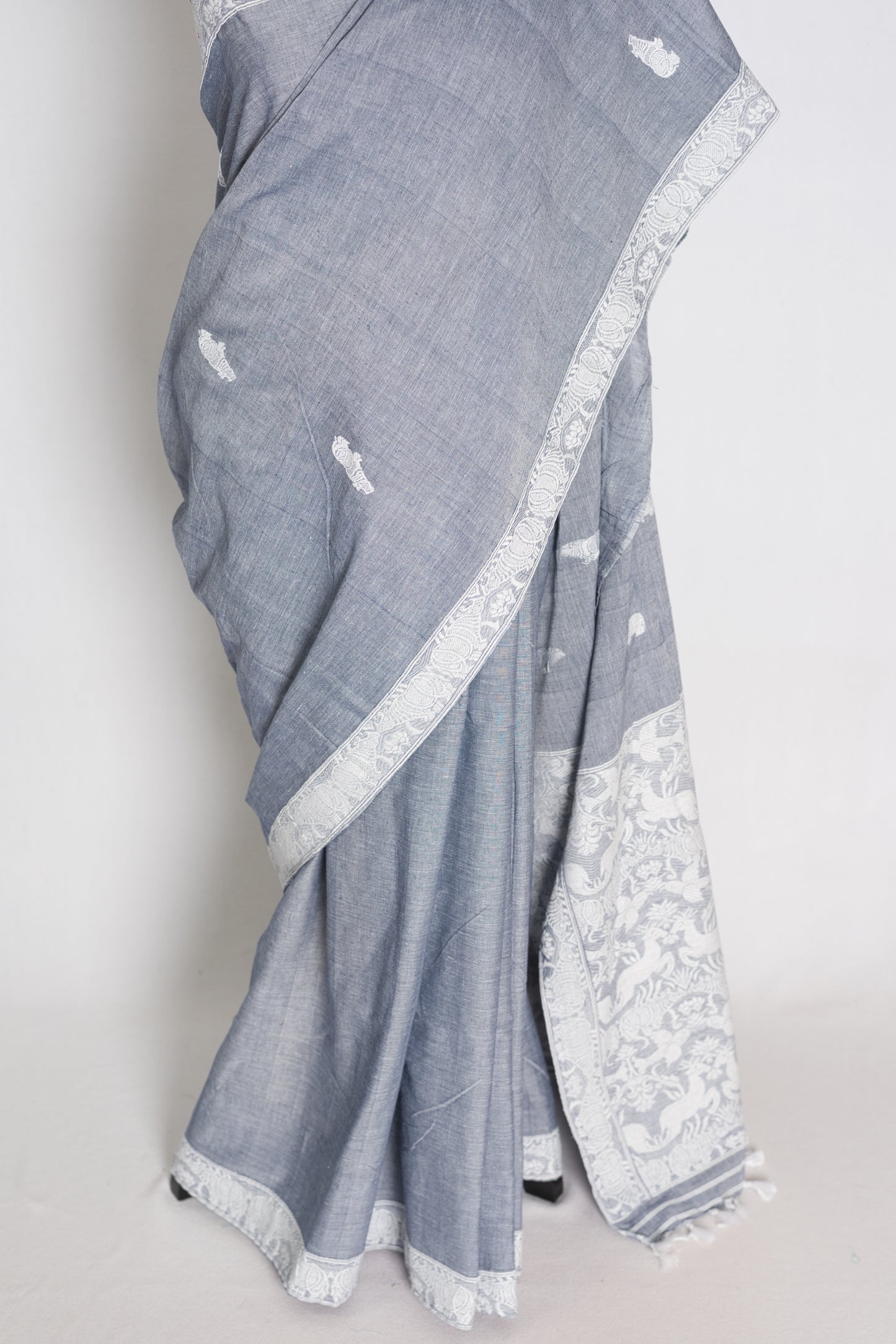 Pronoti : Steel Grey Kaziranga Soft Pure Cotton Assamese Handloom Saree image 5