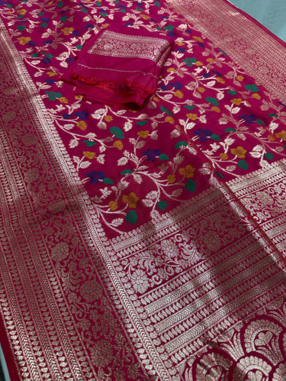 Sanchari : Budget Friendly Dark Pink Jaal Banarasi Saree in Blended Silk image 2