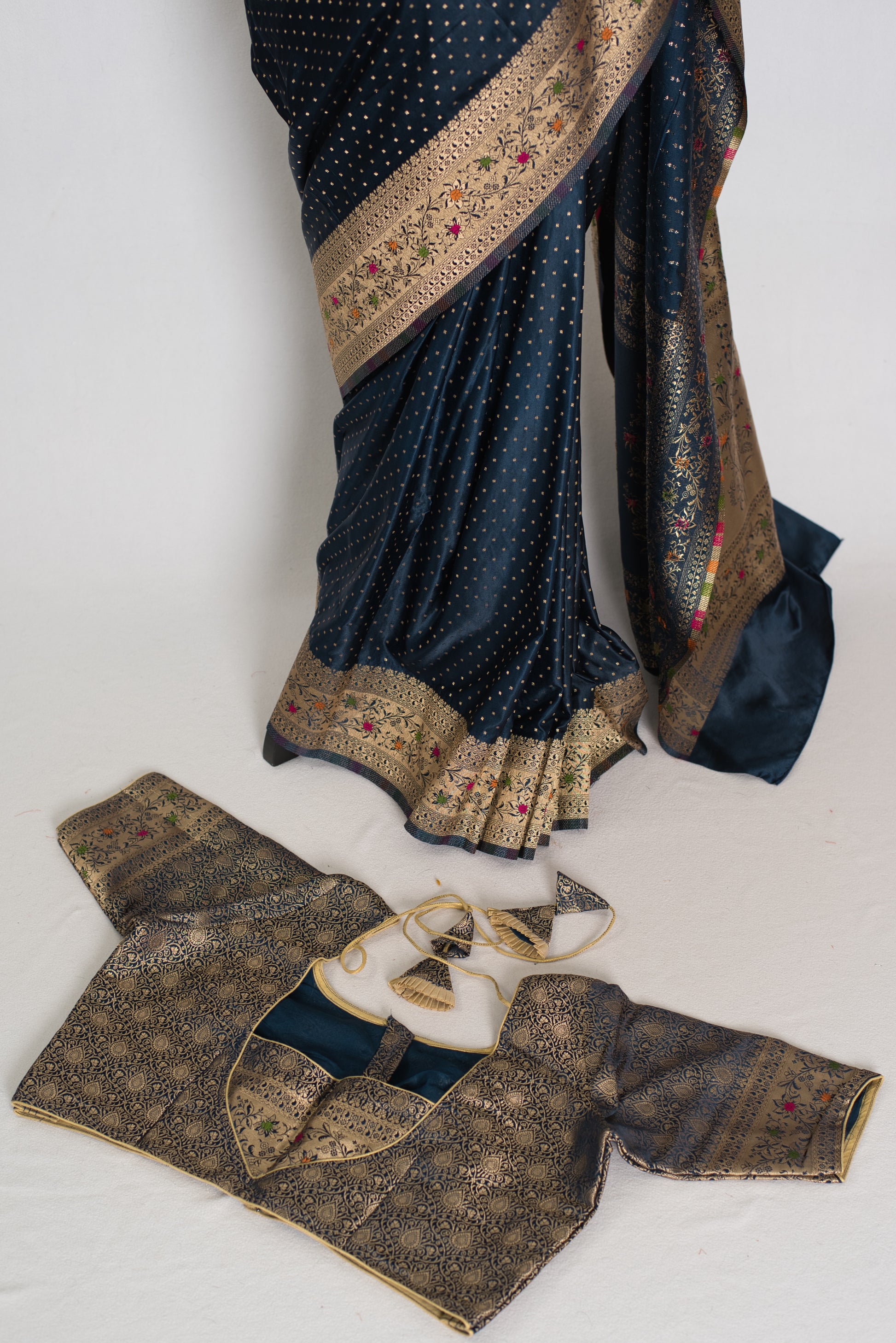 Ratri | Navy Blue Semi Mashru Banarasi Saree | Pre-Stitched Size 44 Blouse image 2