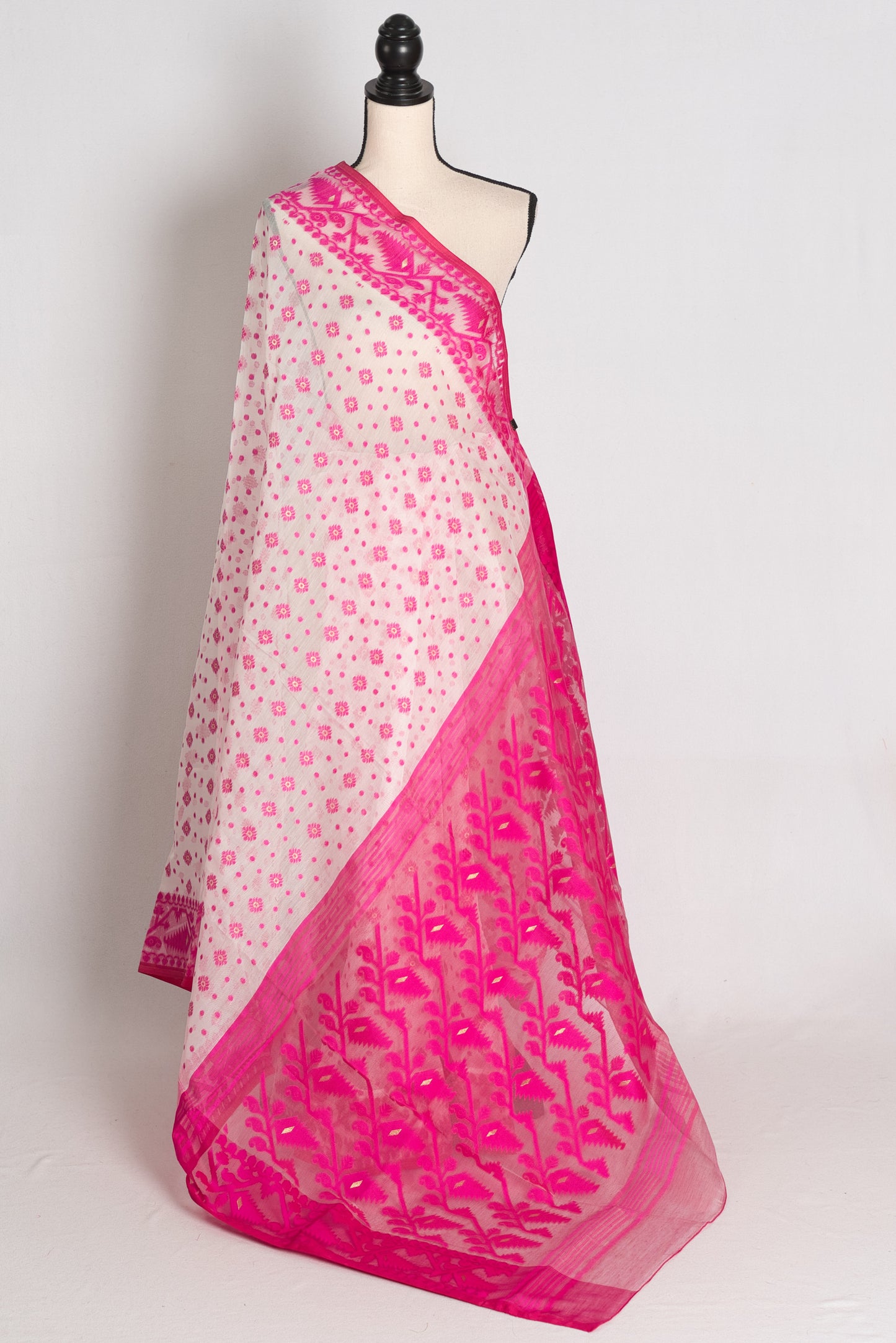 Niva : White and Pink Soft Blended Cotton Bengali Jamdani Saree image 1