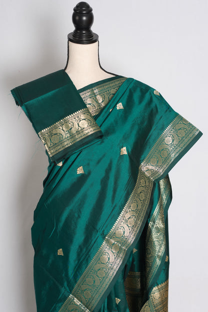 Debolina: Rama Green and Gold Lightweight Katan Banarasi Silk Saree image 2