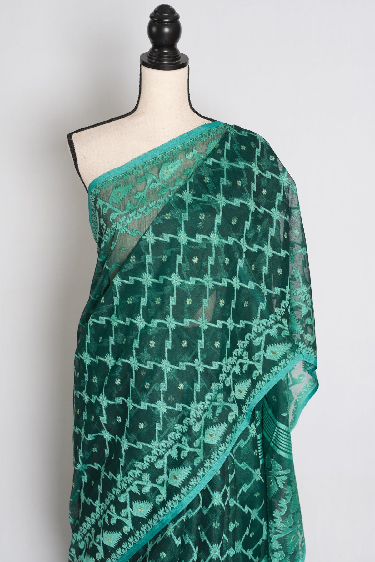 Siya : Emerald Green Soft Blended Cotton Jamdani Saree image 2