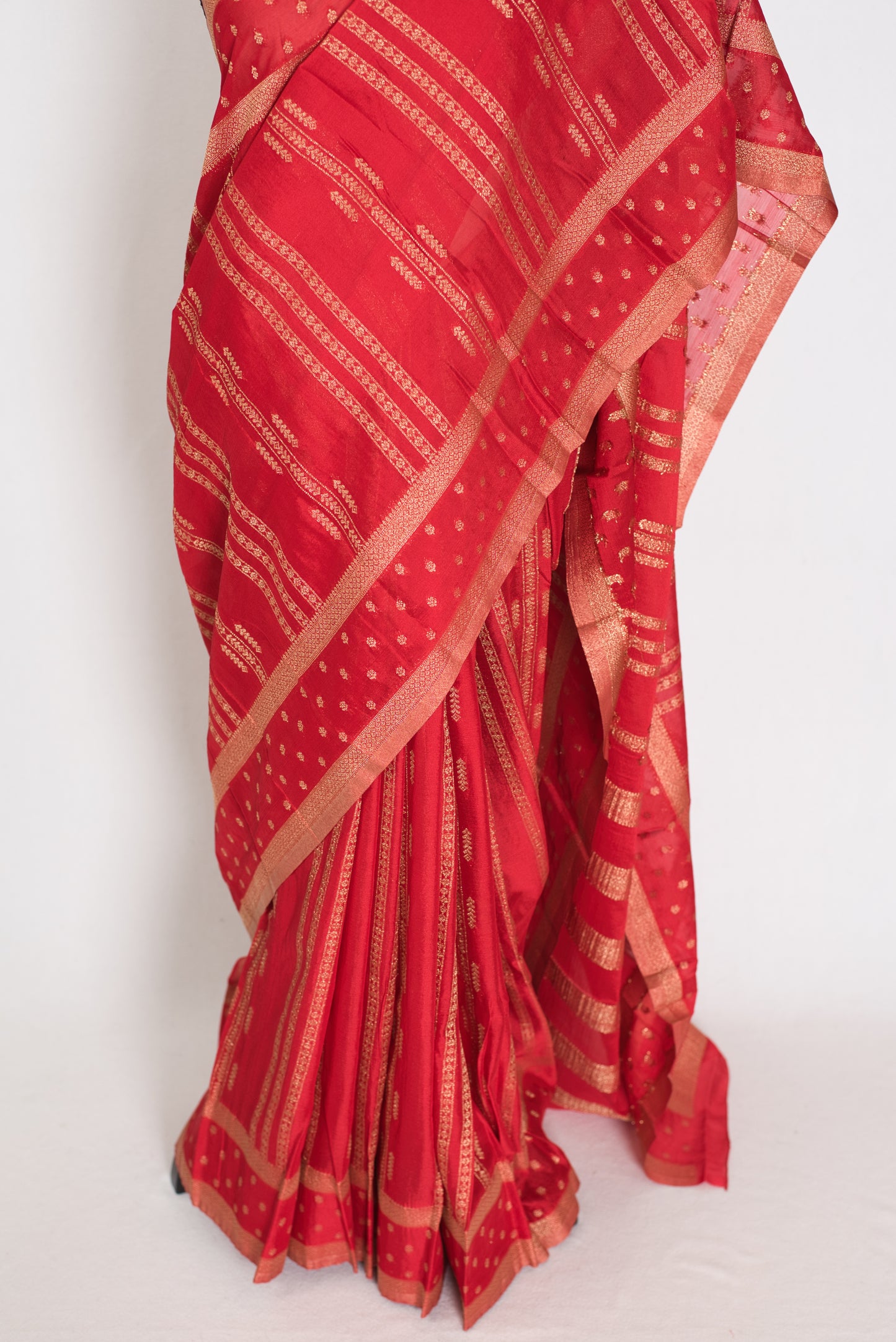 Naheed: Red Semi Georgette Banarasi Saree | Lightweight Bollywood Style image 5