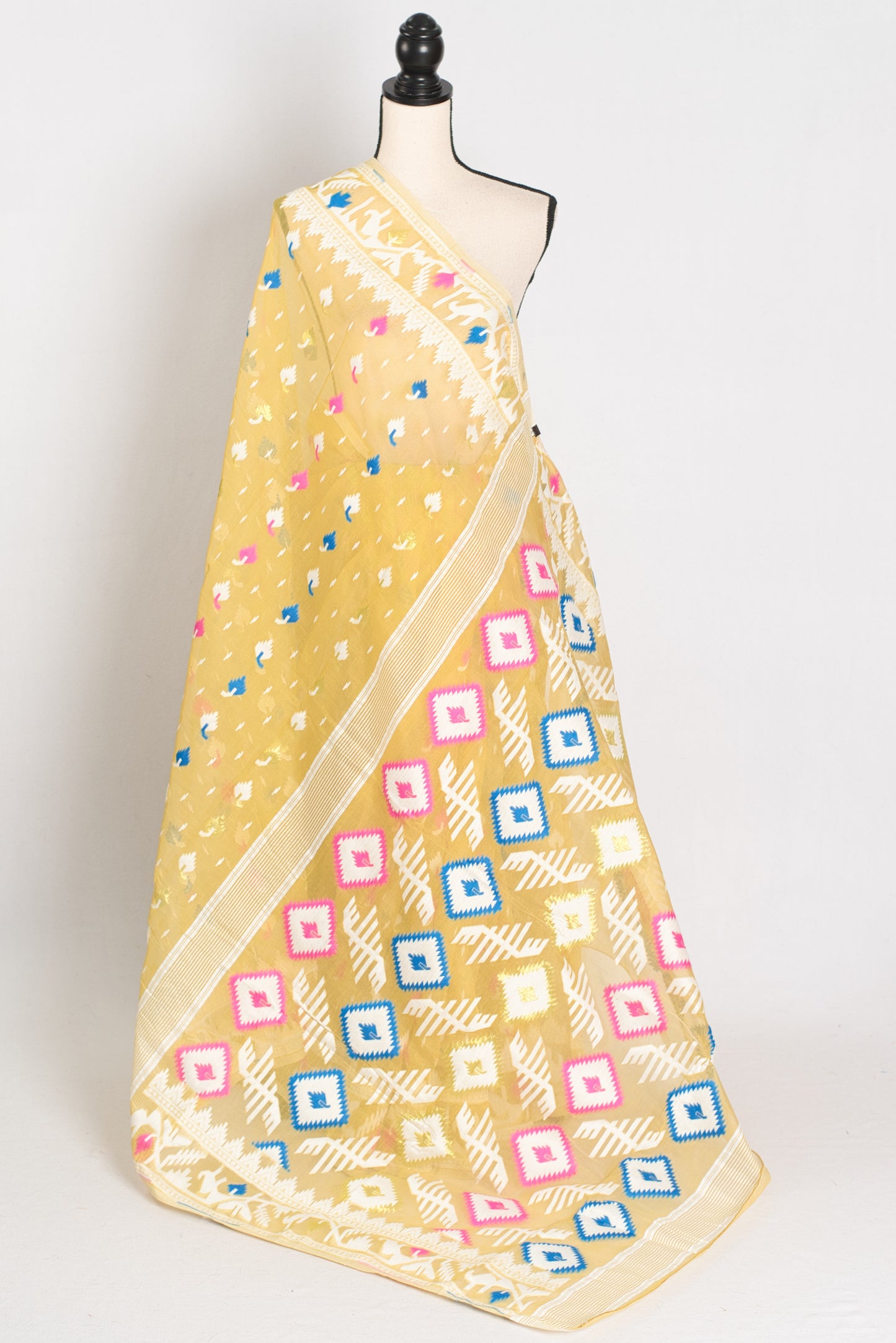 Srija : Blended Soft Cotton Jamdani Bengali Saree in Pineapple Yellow image 1