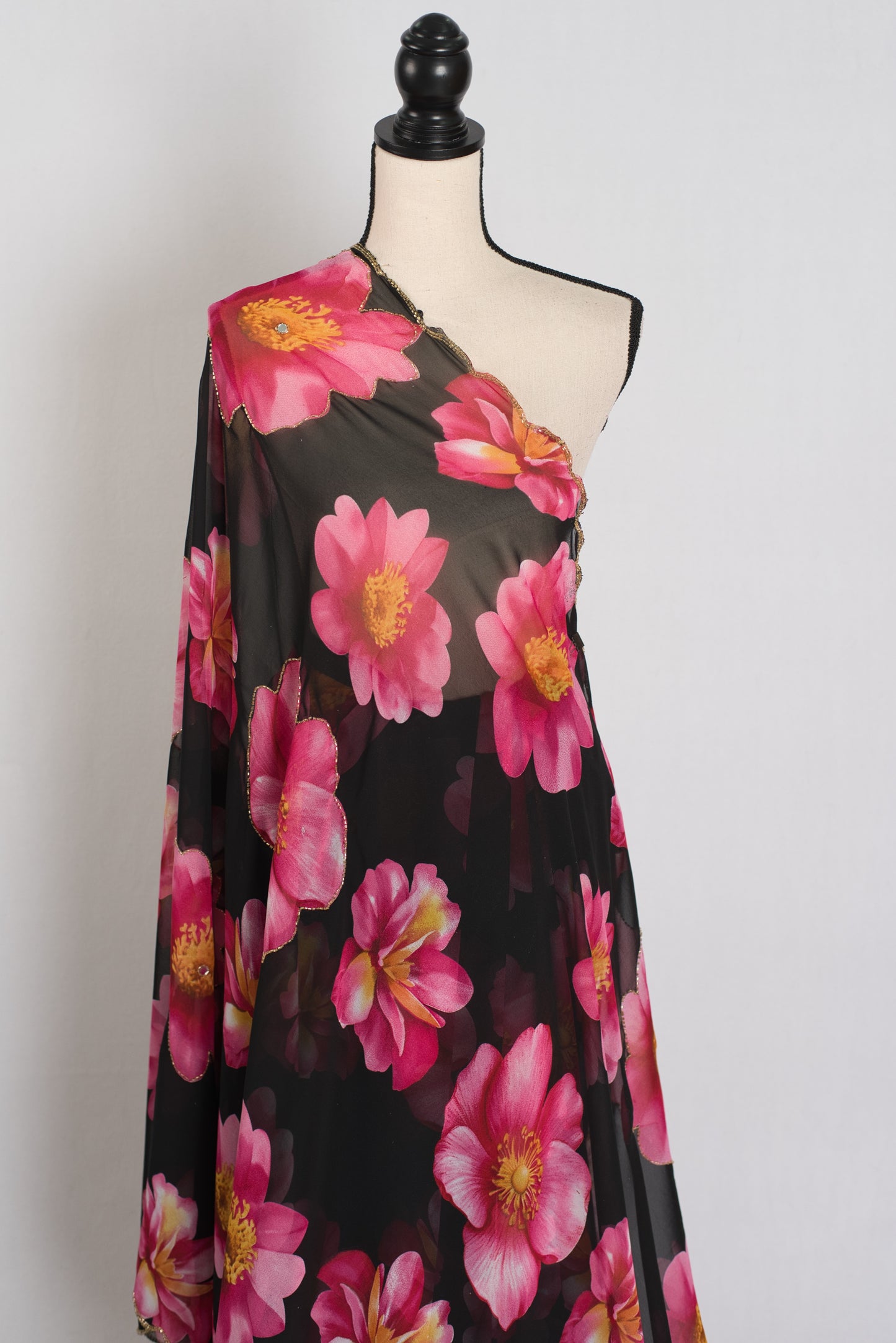 Eva : Black and Pink Floral Georgette Designer Embroidery Saree image 4