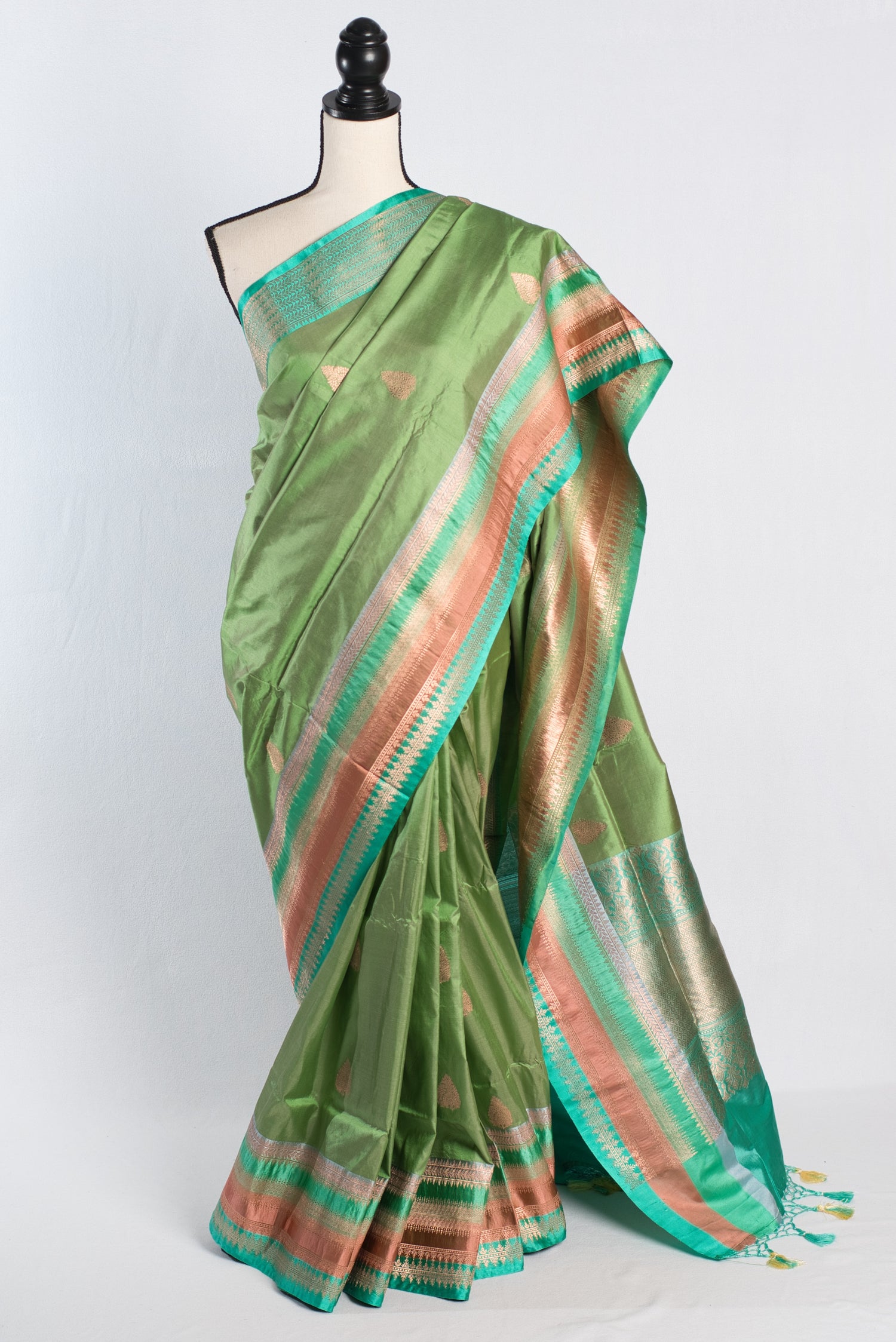 Silk Mark Certified Katan Banarasi Saree with 42 Size Stitched Blouse image 0