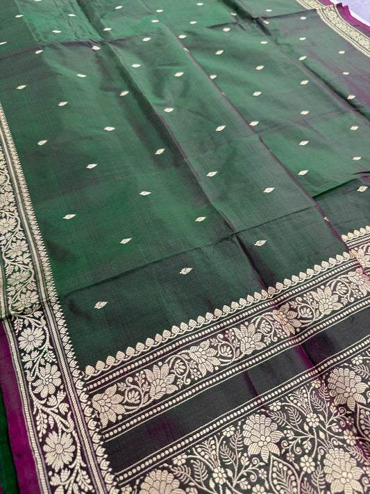 Mehendi Muse : Silk Mark Certified Lightweight Banarasi Saree image 0
