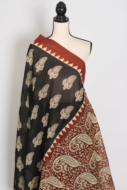 Kajal: Black Mulmul Cotton Saree with Kalamkari Prints | Pure Bengali Cotton image 4