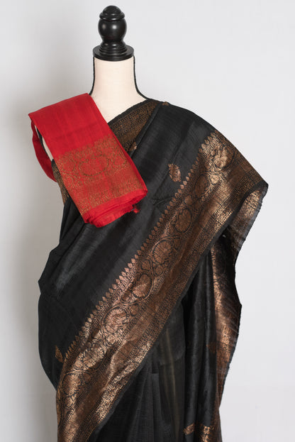Nandini : Black Pure Raw Silk Banarasi Saree | Antique Gold Zari Weave image 2