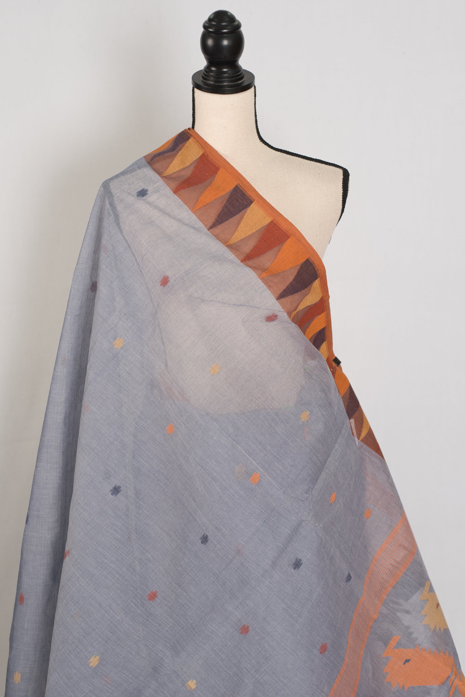 Rai: Grey and Brown Pure Cotton Jamdani Saree with Temple Border image 4