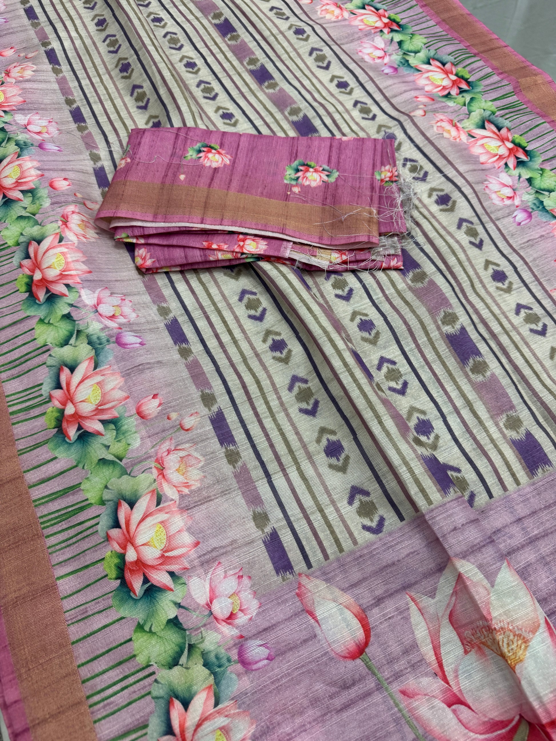 Rai | Off White & Lavender Ikkat Fusion Semi Tussar Saree image 3