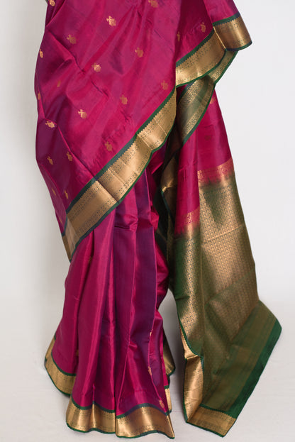 Kanta: Magenta & Bottle Green Kanjivaram Silk Saree | Silk Mark image 6