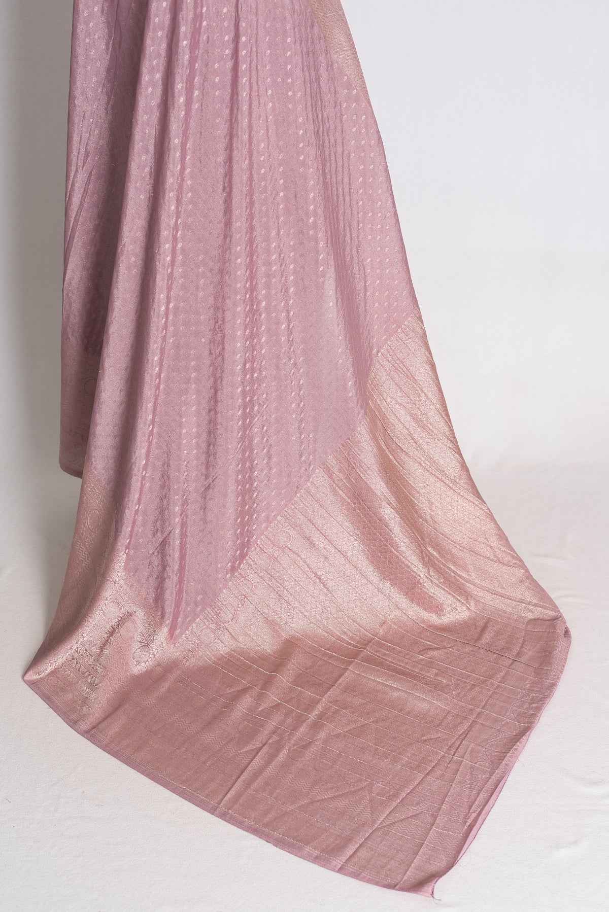 Indira: Pastel Mauve Lightweight Semi Georgette Banarasi Saree image 3