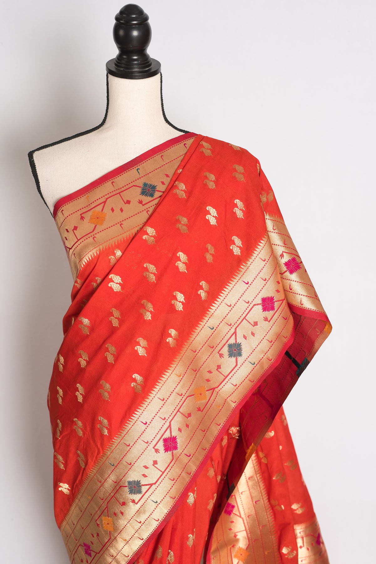 Vaishnavi: Orange and Gold Semi Silk Paithani Saree image 5