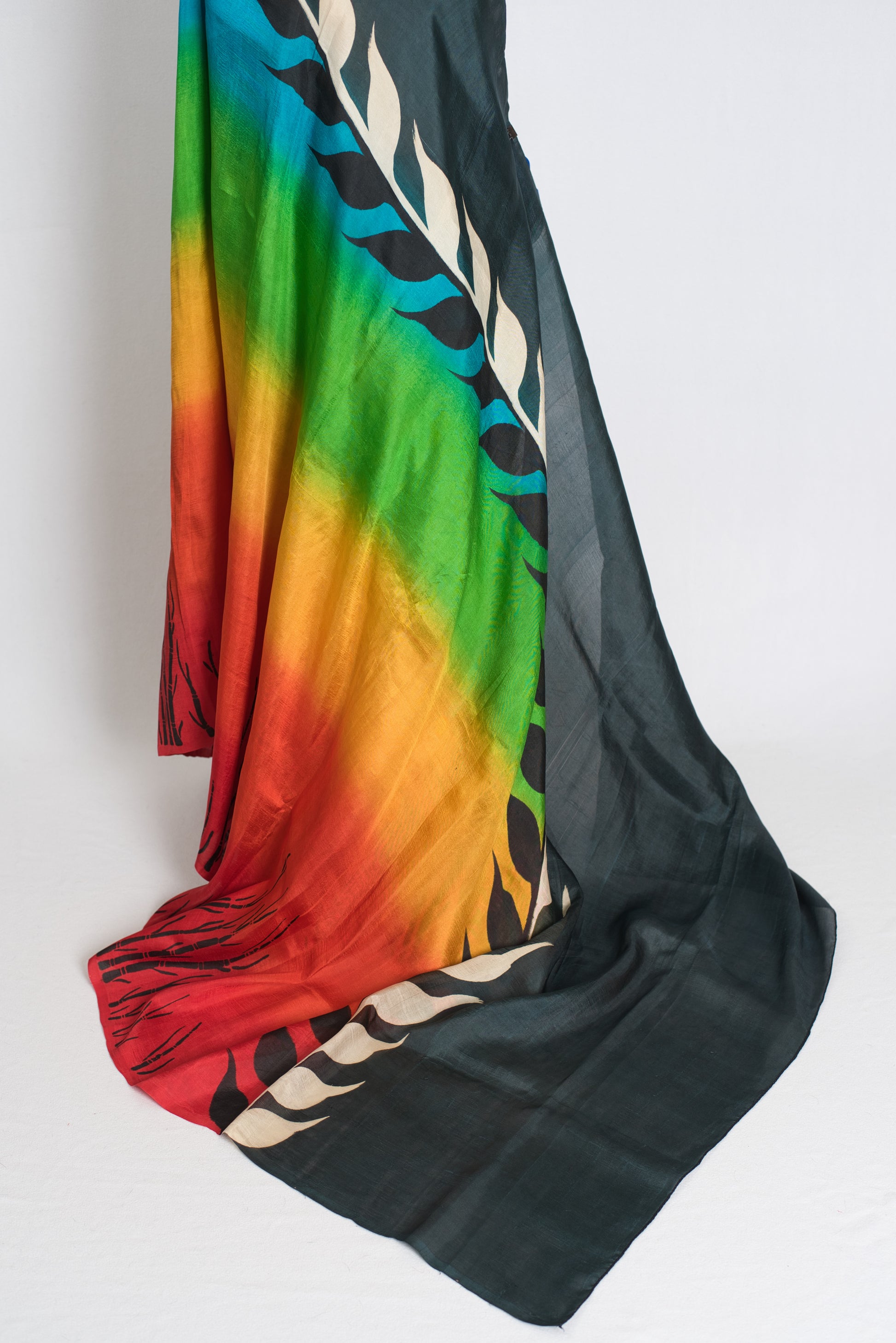 Isha : Exclusive Hand Block Printed Bishnupur Silk Saree image 3