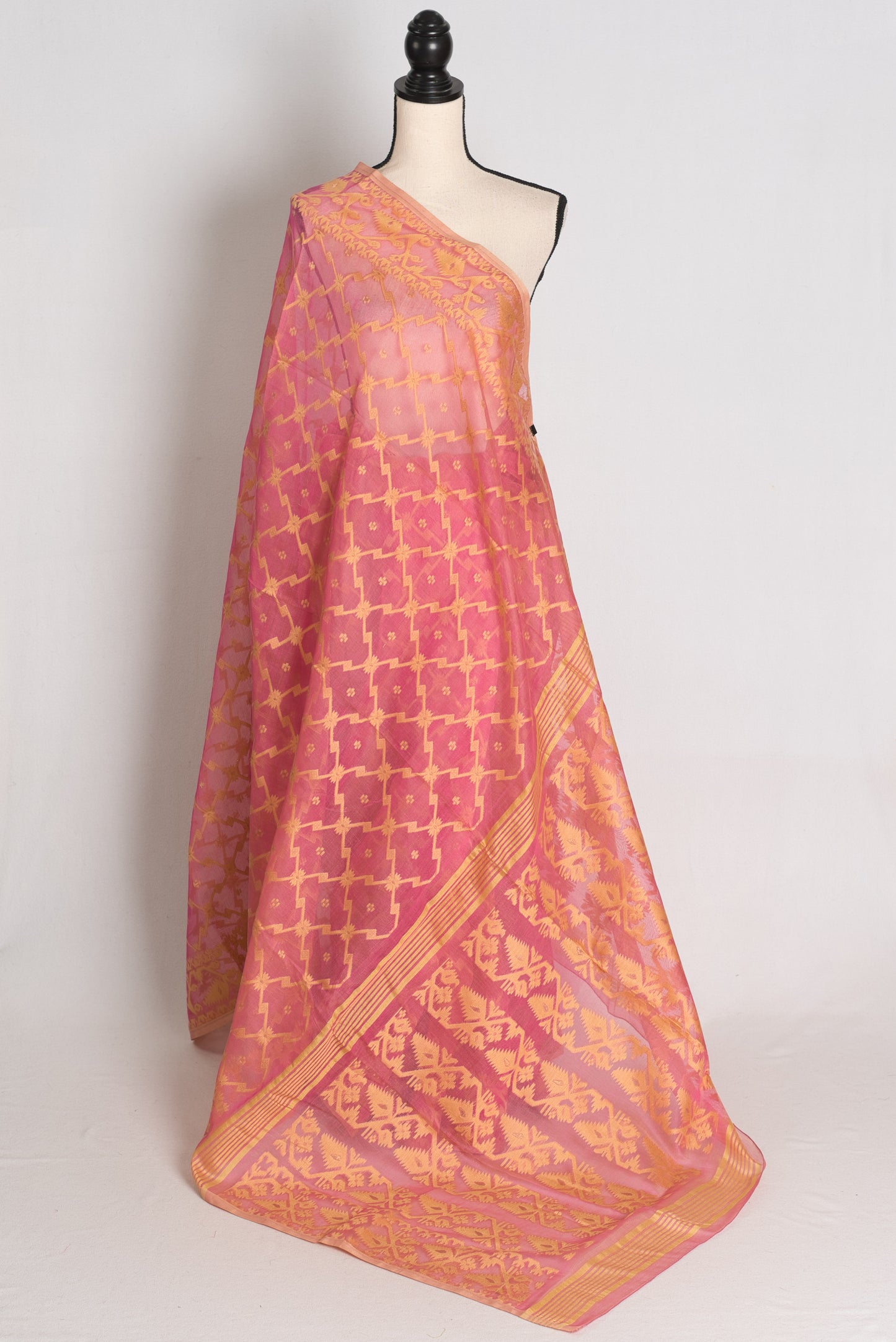 Diya : Pink and Beige Dual-Shade Soft Cotton Blend Bengali Jamdani Saree image 1
