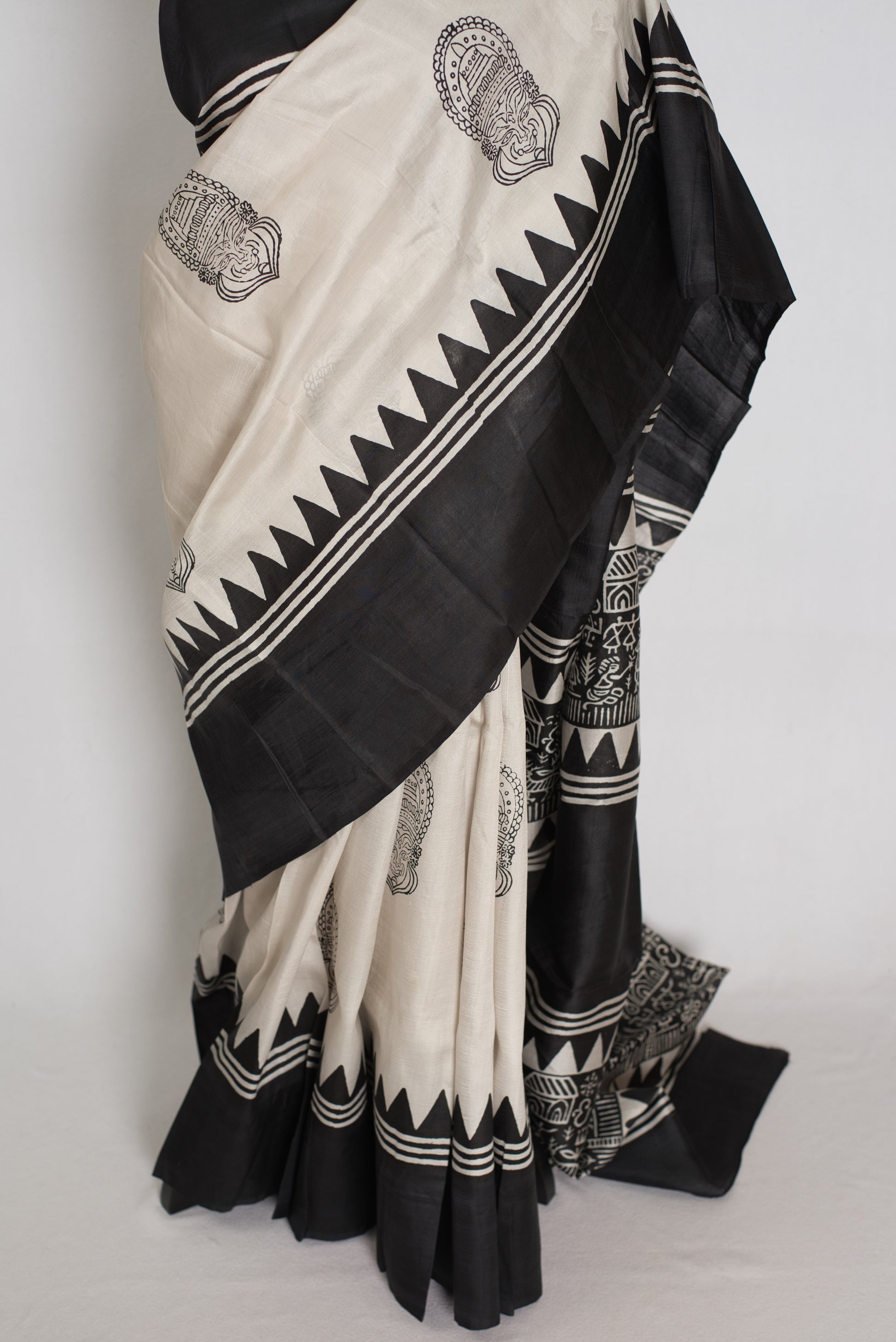 Mritika : Off-White and Black Kalamkari Style Murshidabad Silk Saree image 5