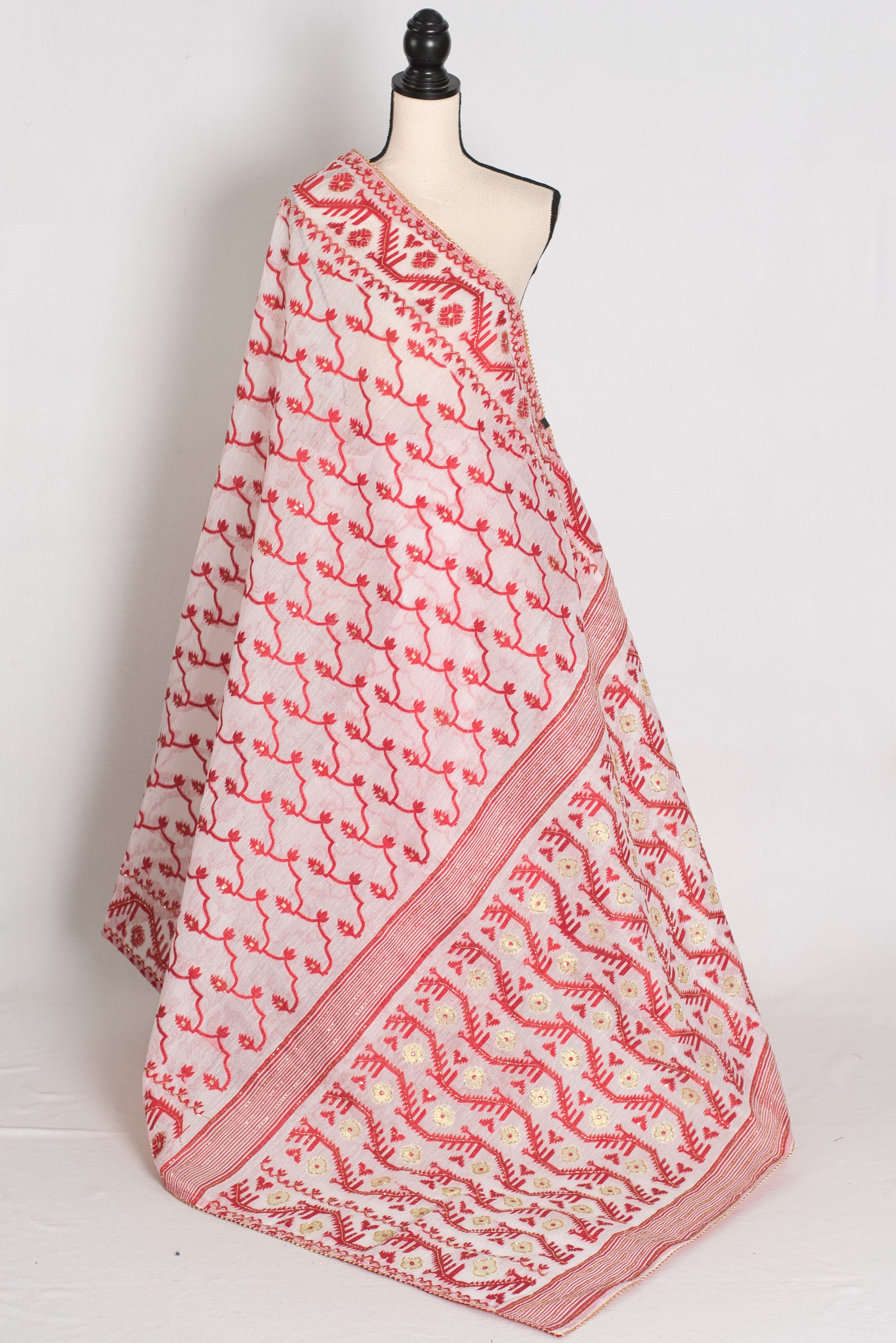 Rai : White and Red Blended Cotton Jamdani Saree, Bengali Durga Puja Look image 1