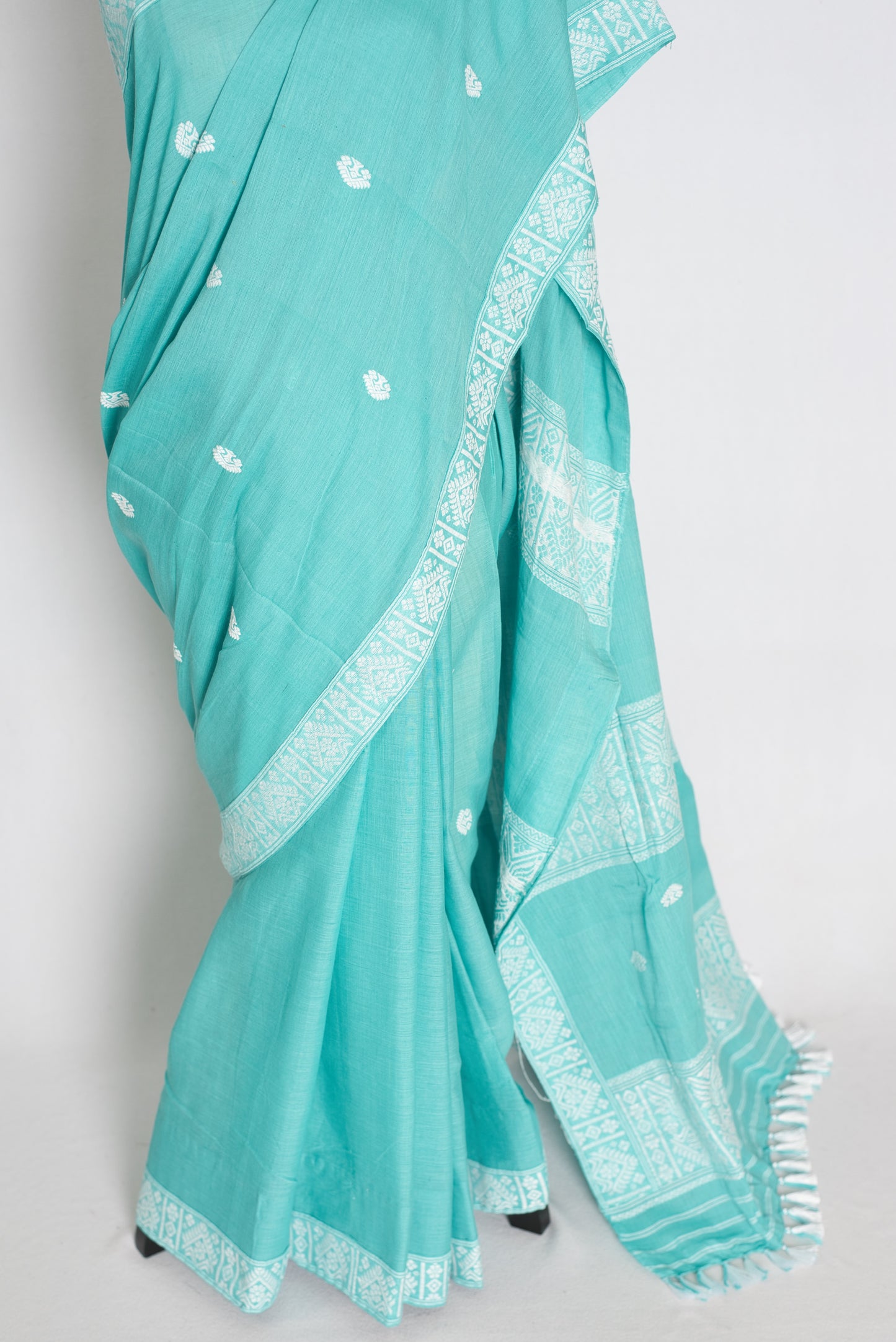 Ashmi : Sea Green & White Soft Pure Cotton Handloom Assamese Saree image 6
